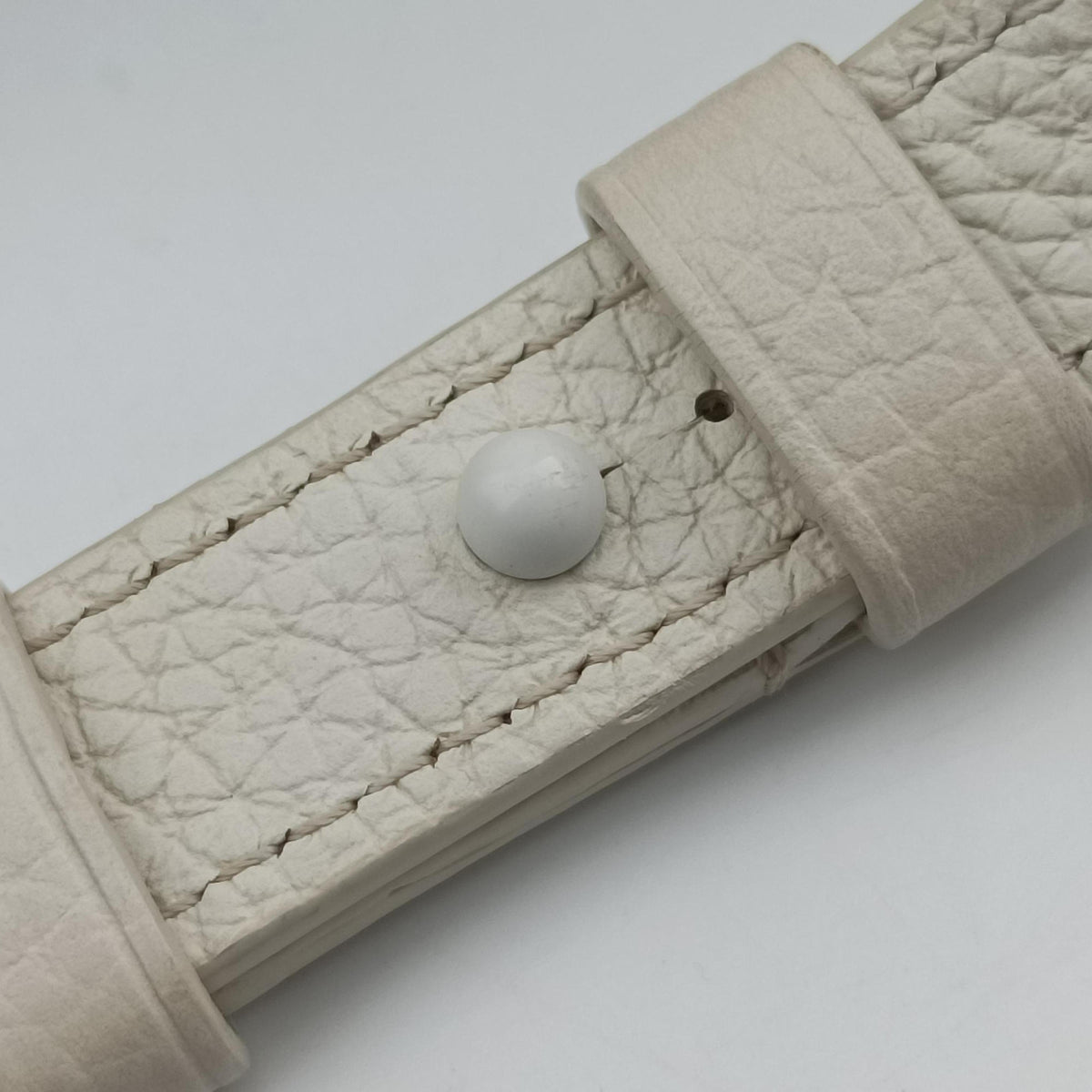 Secondhand Louis Vuitton Soft Trunk LV Friends White x Multicolor Monogram Taurillon M80146 shoulderbag | stylenewstar