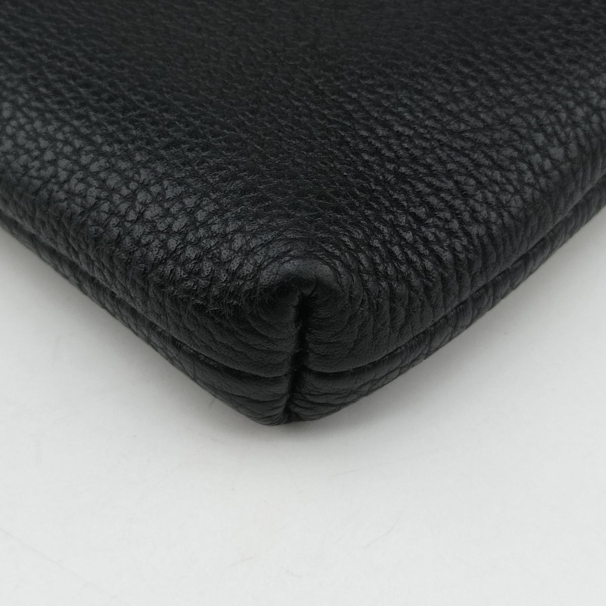 Vintage Dolce & Gabbana Family Patch Black Leather shoulderbag | stylenewstar