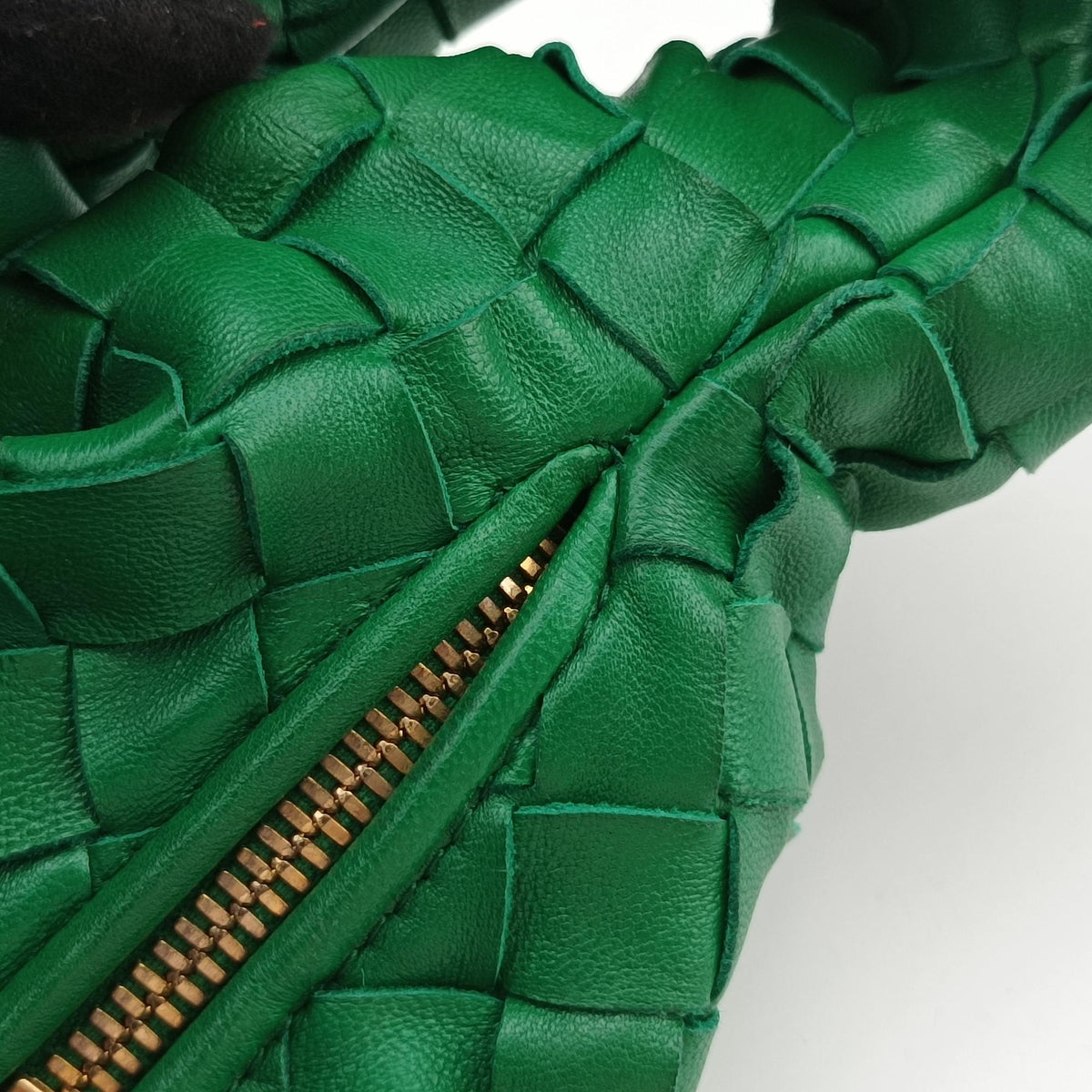 Pre-owned Bottega Veneta The Jodie Green lambskin handbag | stylenewstar