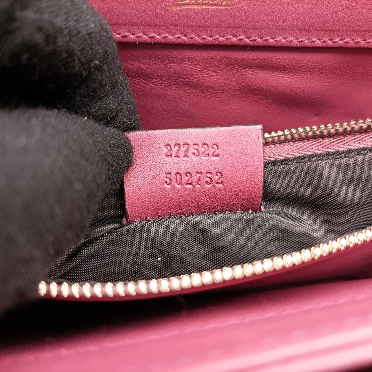 Interlocking 1973 Flap Pink Leather 277522 I010574779インターロッキング 1973 フラップ ピンク レザー 277522 I010574779