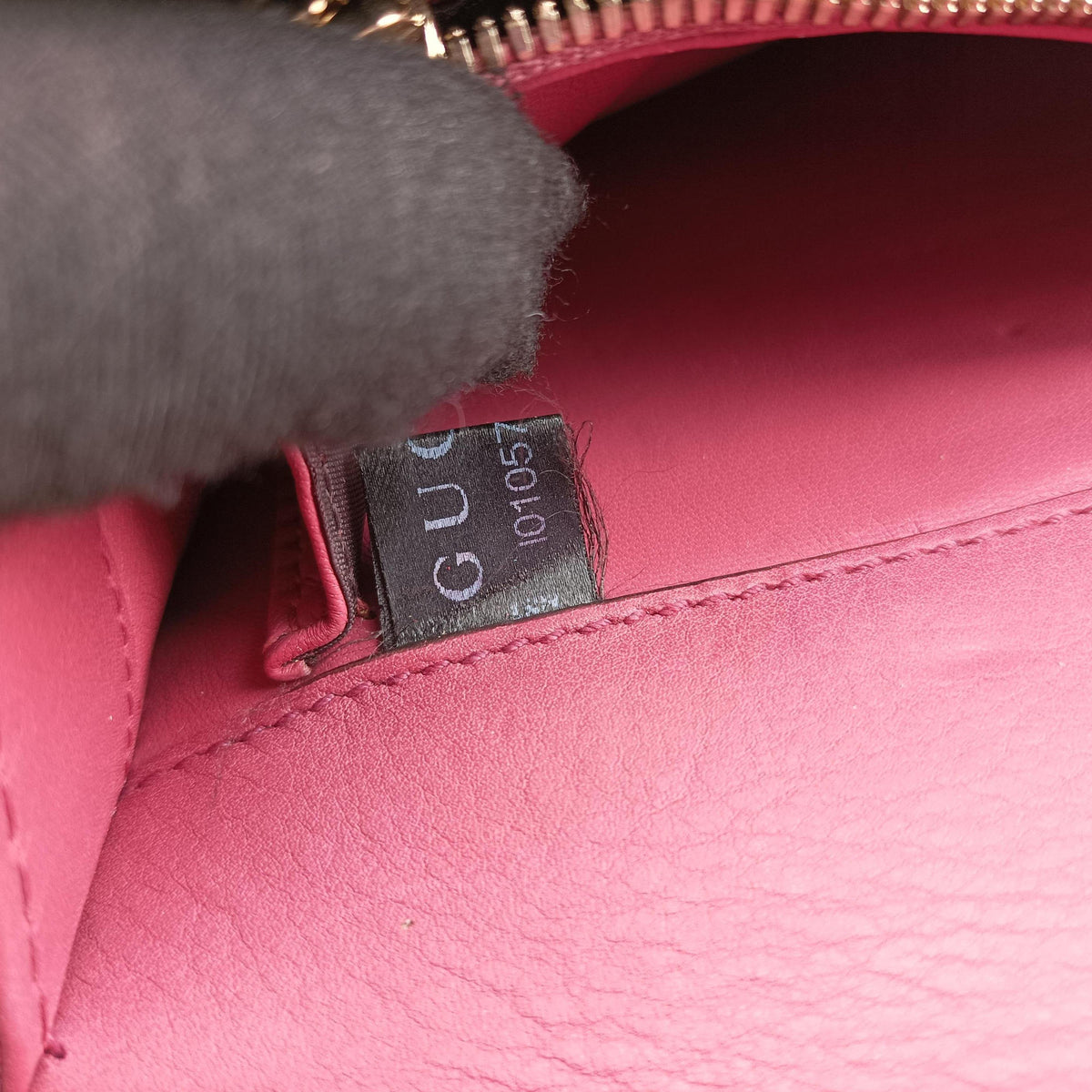 Interlocking 1973 Flap Pink Leather 277522 I010574779インターロッキング 1973 フラップ ピンク レザー 277522 I010574779