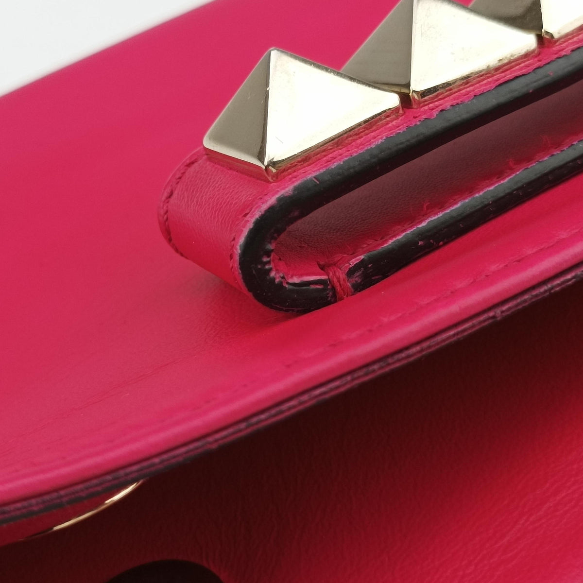 Rockstud Va Va Voom Rose Leather BU 0975 1ロックスタッズ ヴァ ヴァ ヴーム ローズ レッド レザー BU 0975 1