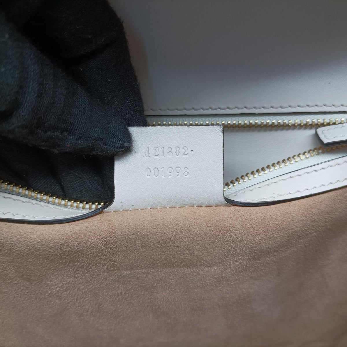 Sylvie White Leather 421882 E025755150シルヴィ ホワイト レザー 421882 E025755150