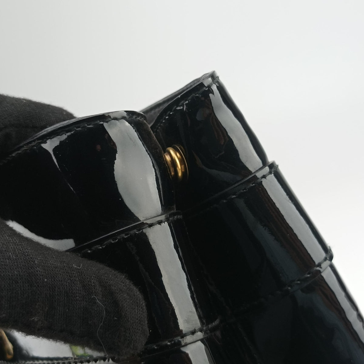 Bright Bit Black Patent 319795 E013992031ブライトビット ブラック パテント 319795 E013992031