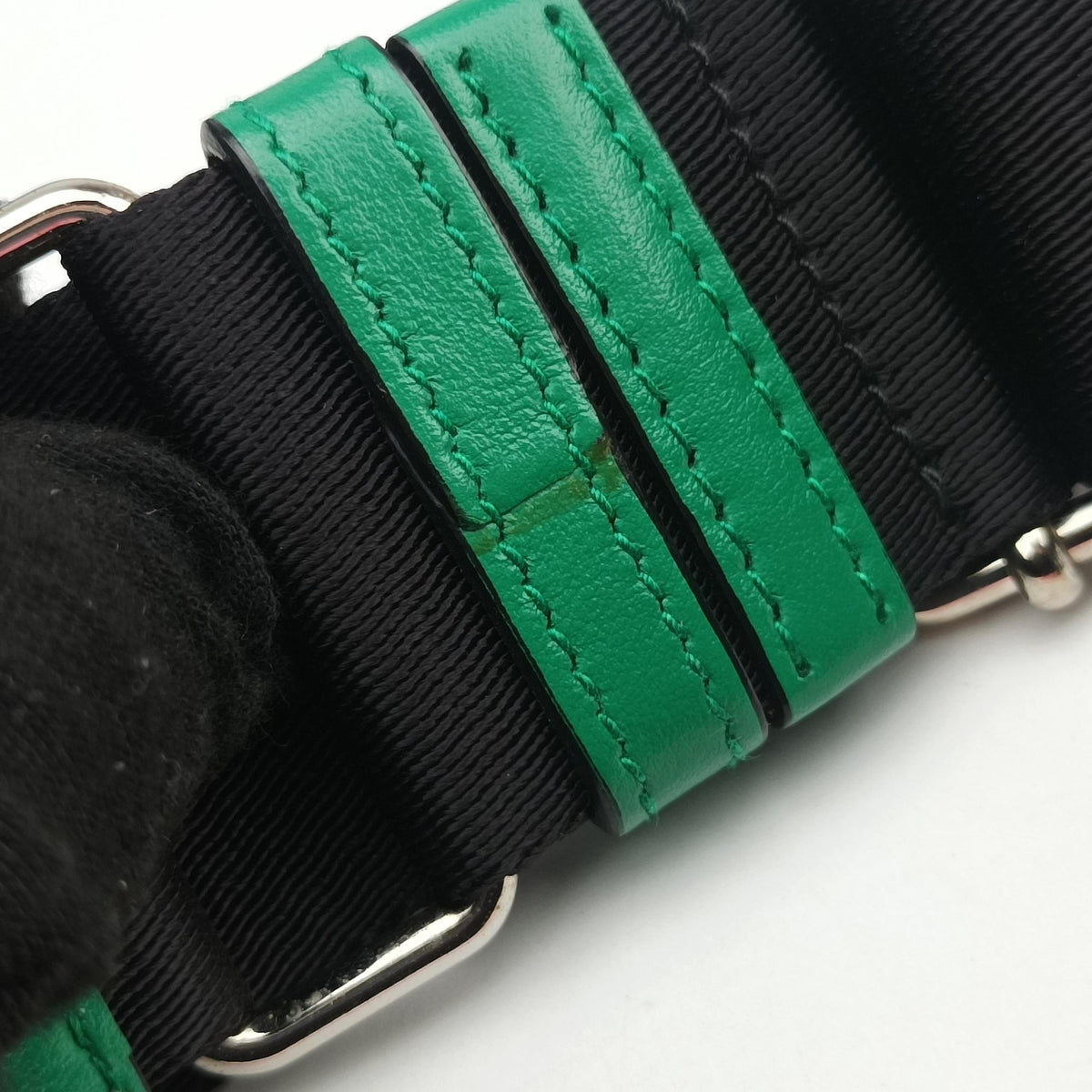 triangle embossed logo Green Leather 1BH190 7/Dトライアングル エンボスロゴ グリーン レザー 1BH190 7/D