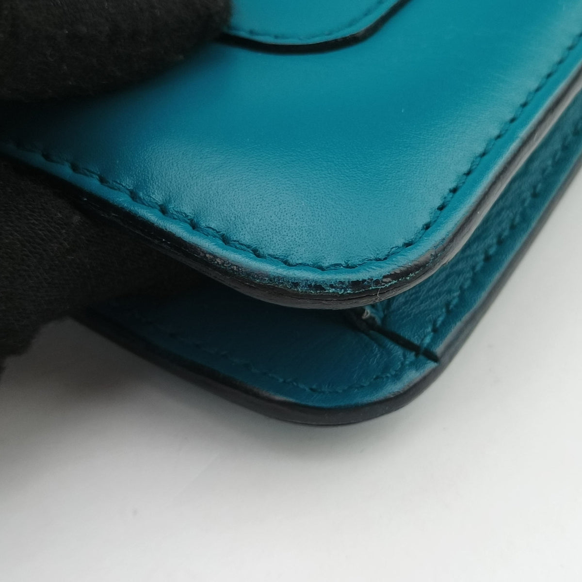Serpenti Forever Blue leather AX.G15.39203セルペンティ フォーエバー ブルー レザー AX.G15.39203