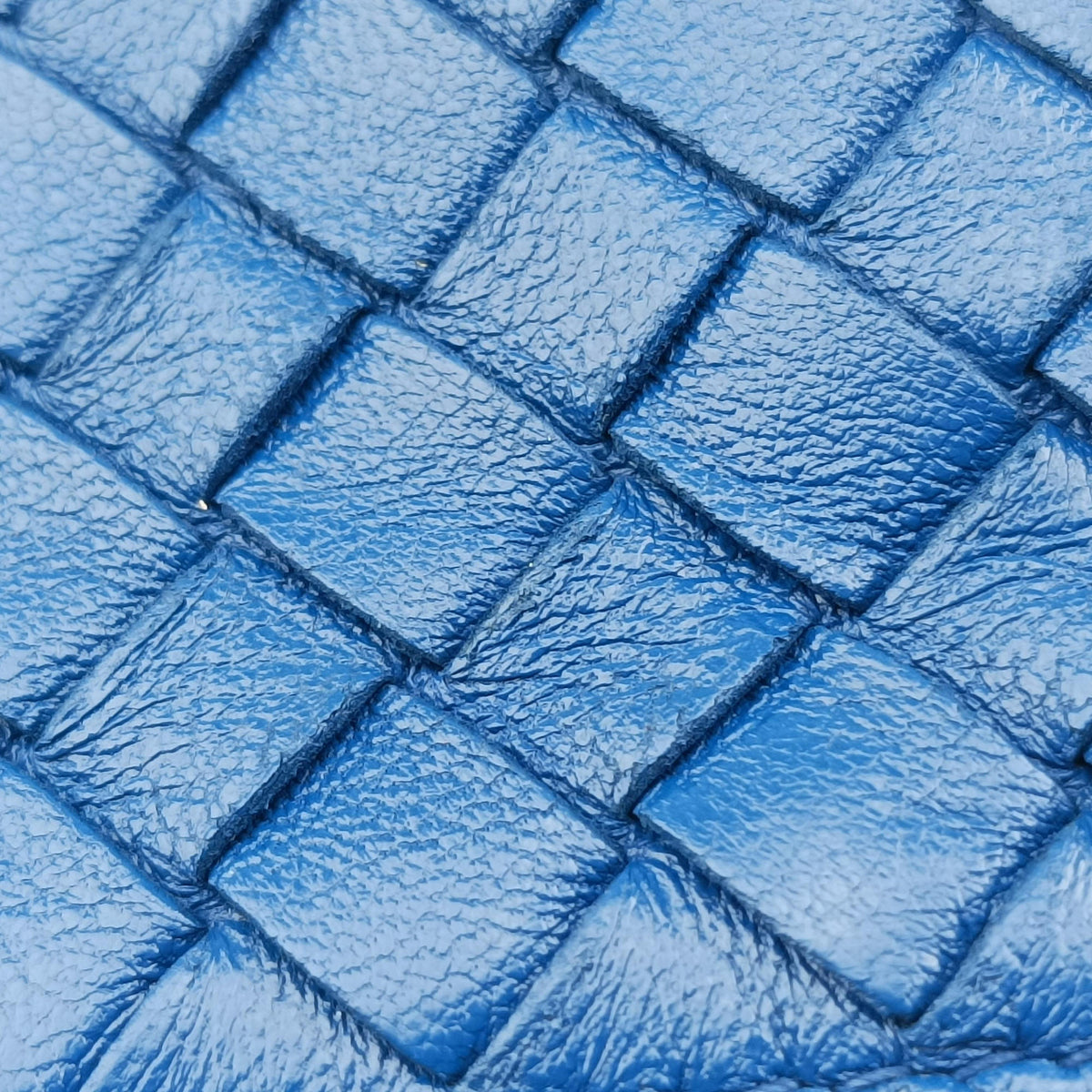 Intrecciato Blue lambskin イントレチャート ブルー ラムスキン