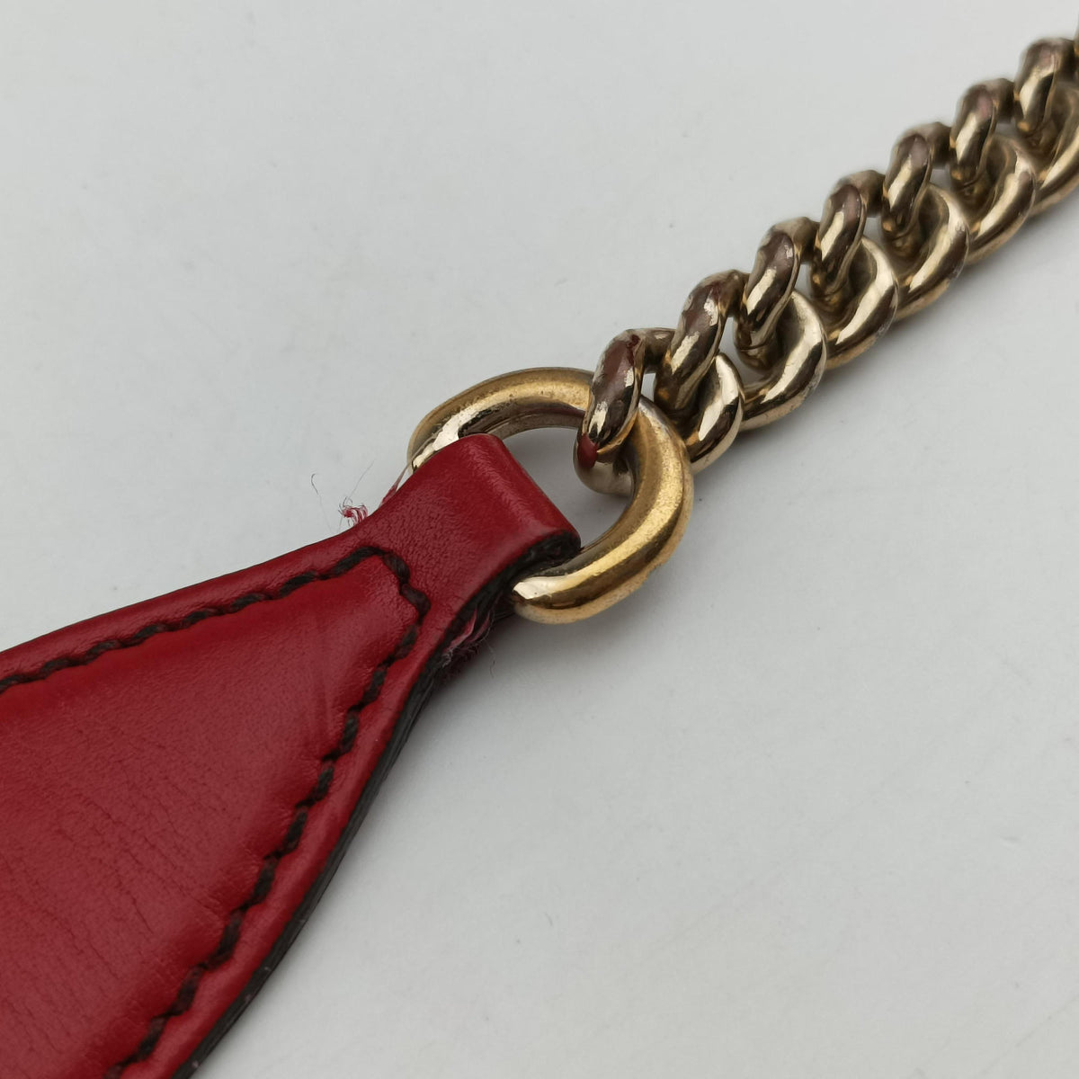Emily Red Leather 283063 H010825042エミリー レッド レザー 283063 H010825042