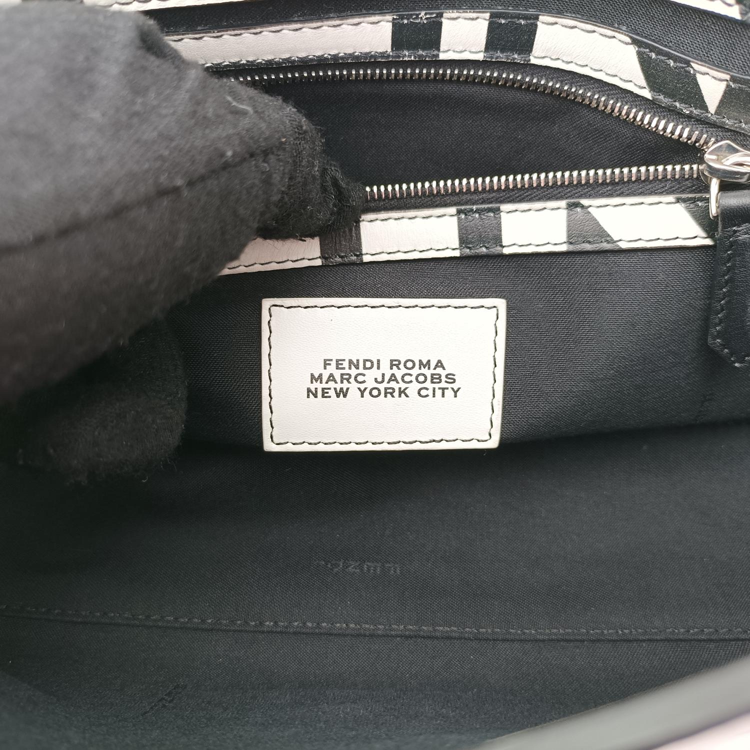 フェンディ Fendi ショルダーバッグ レディース バゲット ホワイト 8BR600-AMWQ-2290501