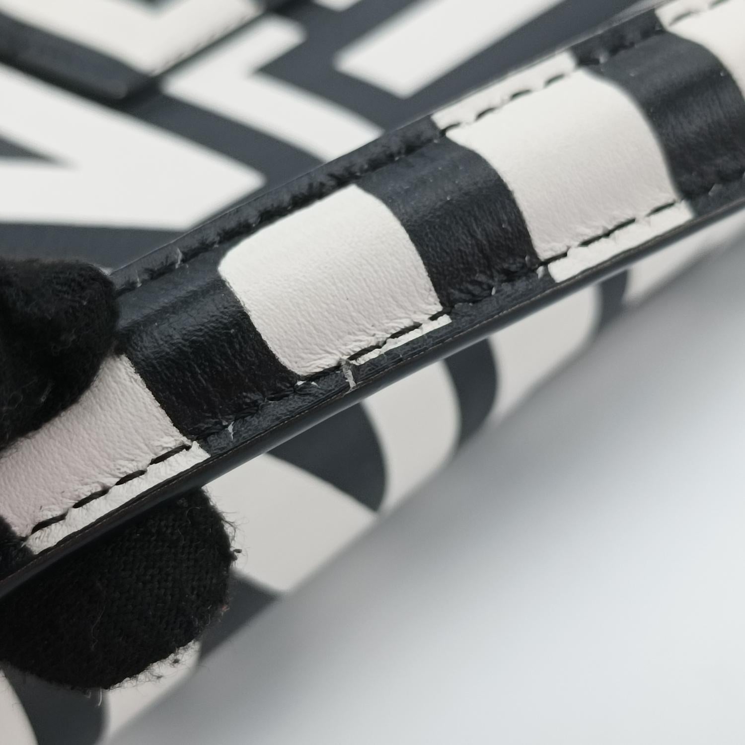 フェンディ Fendi ショルダーバッグ レディース バゲット ホワイト 8BR600-AMWQ-2290501