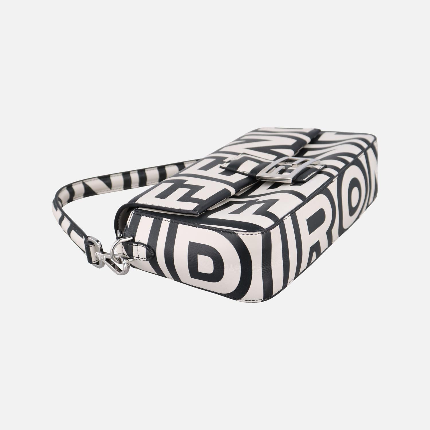 フェンディ Fendi ショルダーバッグ レディース バゲット ホワイト 8BR600-AMWQ-2290501