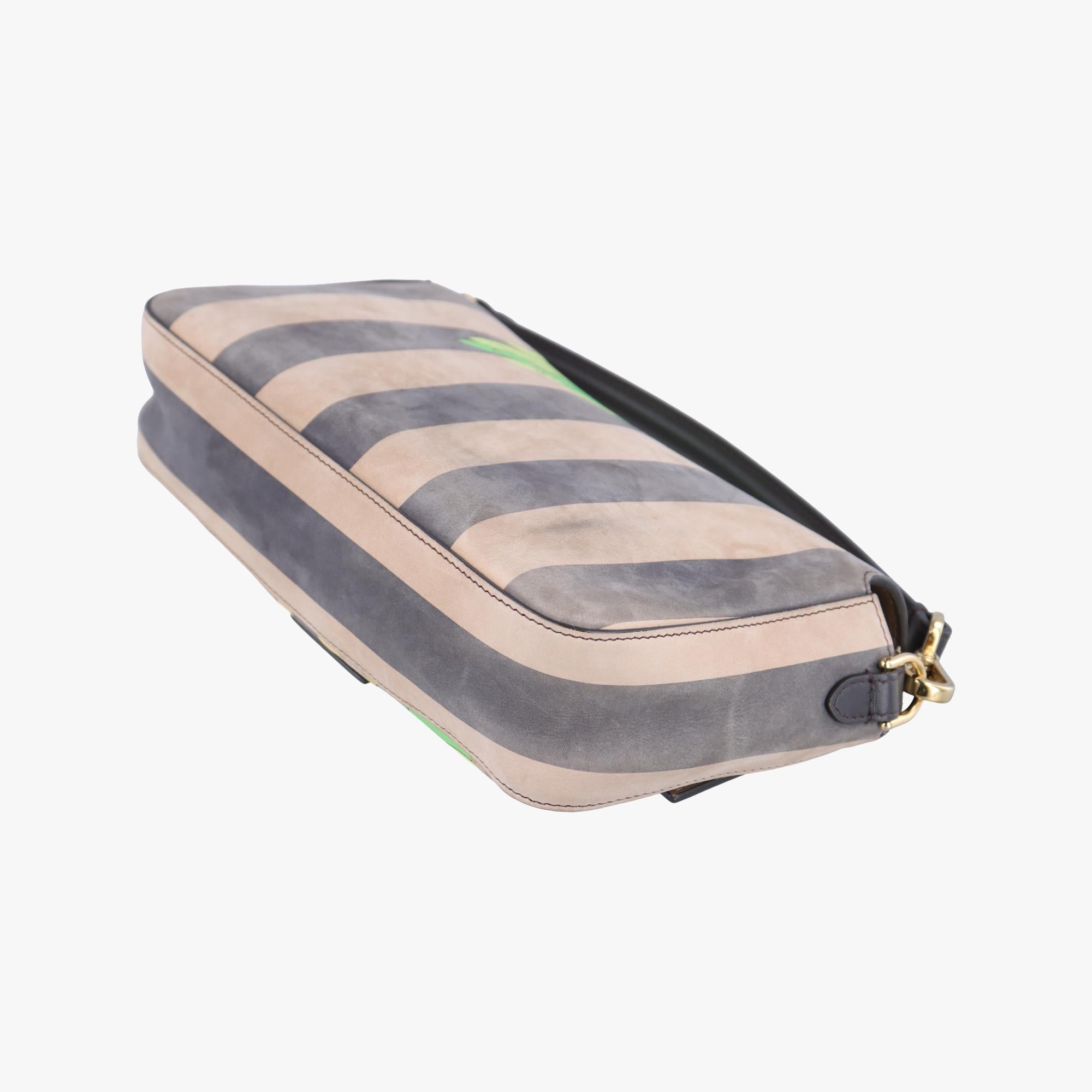 フェンディ Fendi ショルダーバッグ レディース マンマバケット マルチカラー スエード×レザー 8BR600-ABHO-208-8241