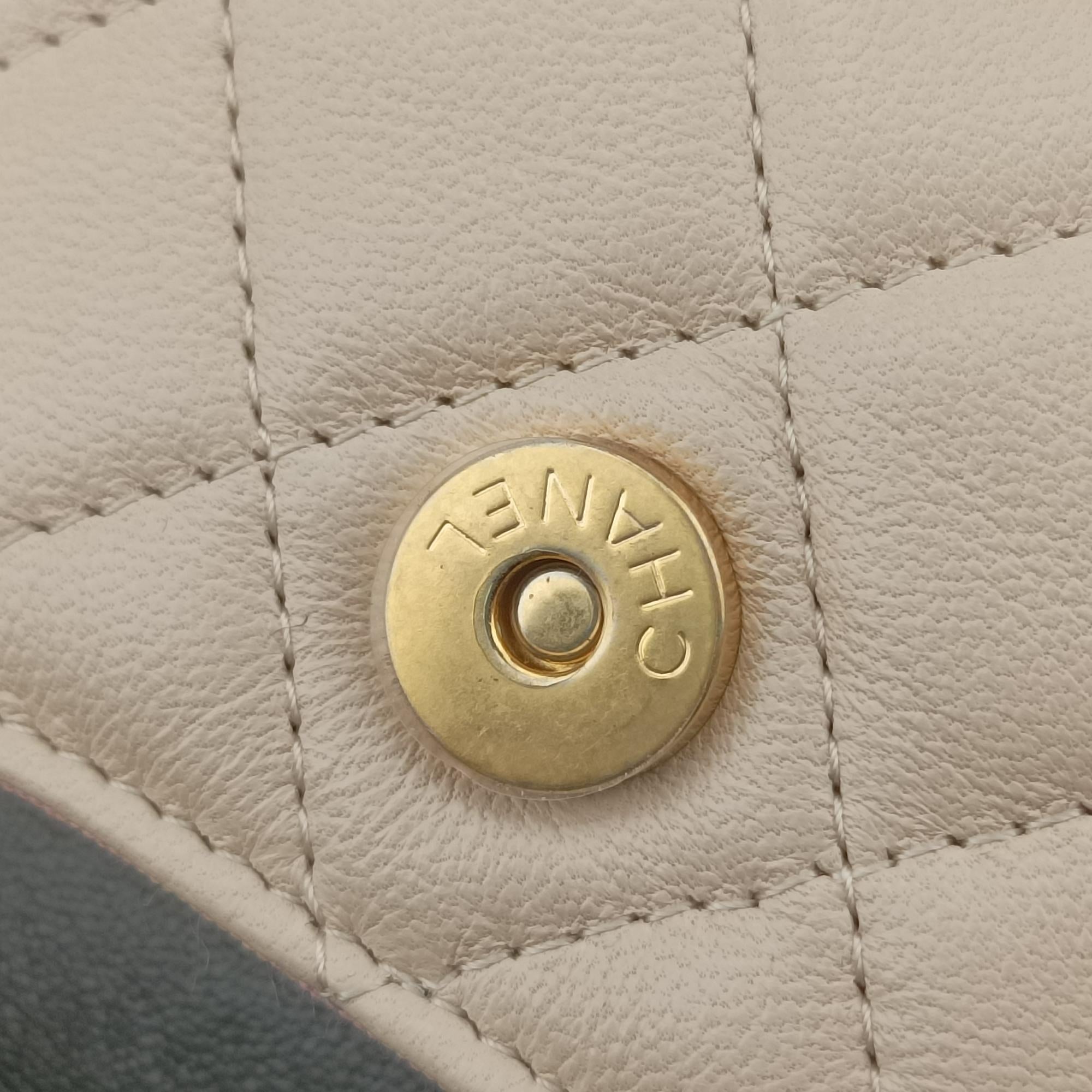 シャネル Chanel ボディバッグ/ウェストバッグ レディース バイカラー マトラッセ マルチカラー ラムスキン AP3249 L7N77TK2