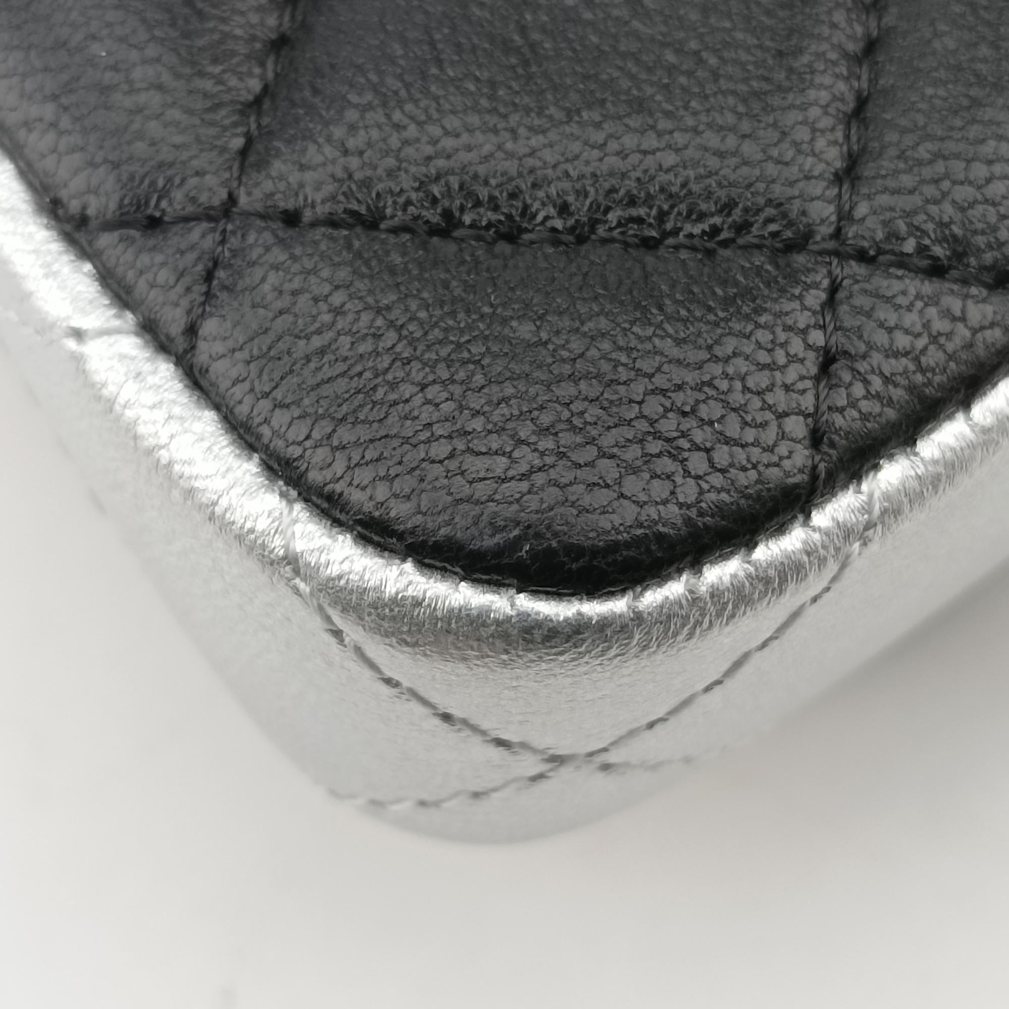 シャネル Chanel ボディバッグ/ウェストバッグ レディース バイカラー マトラッセ マルチカラー ラムスキン AP3249 L7N77TK2