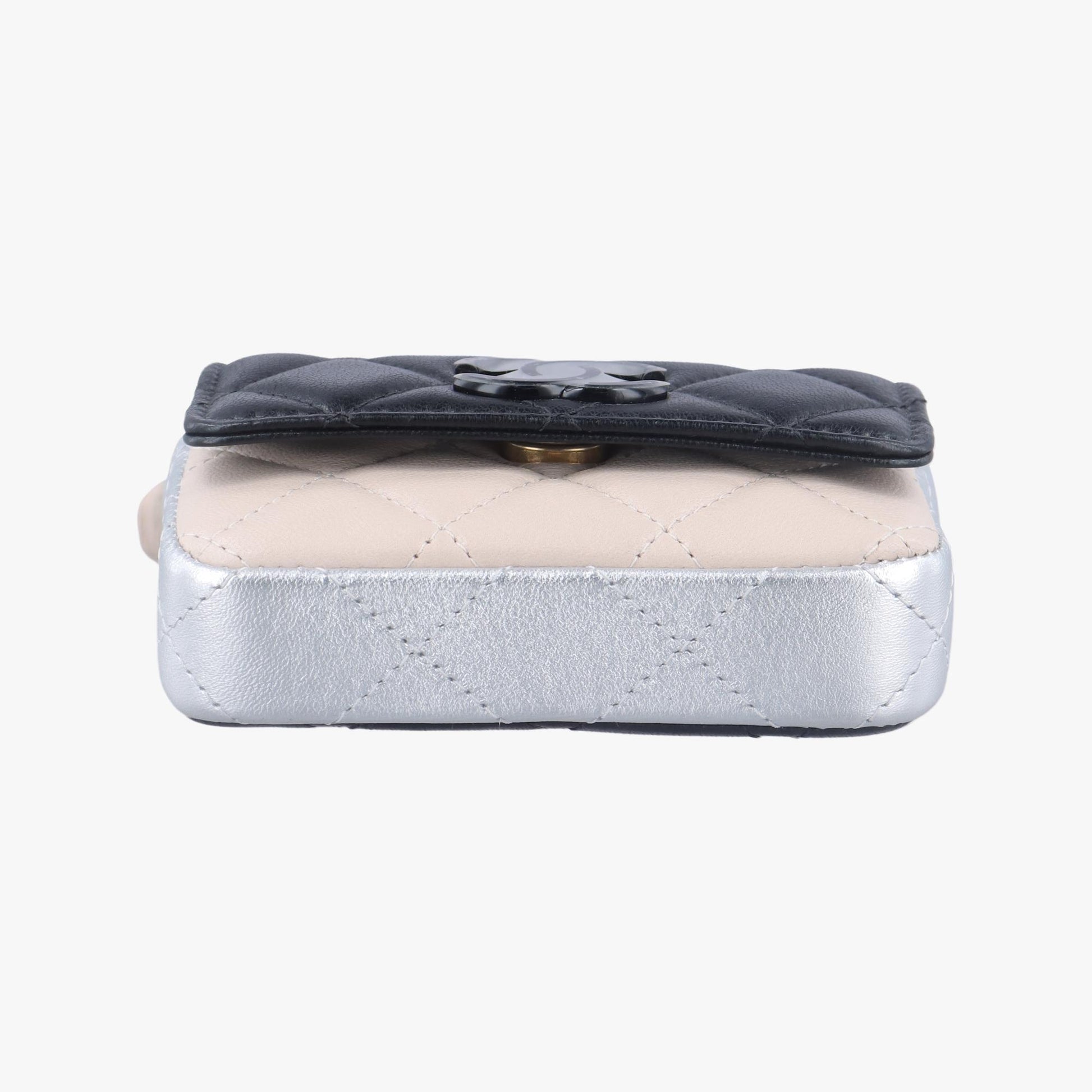 シャネル Chanel ボディバッグ/ウェストバッグ レディース バイカラー マトラッセ マルチカラー ラムスキン AP3249 L7N77TK2