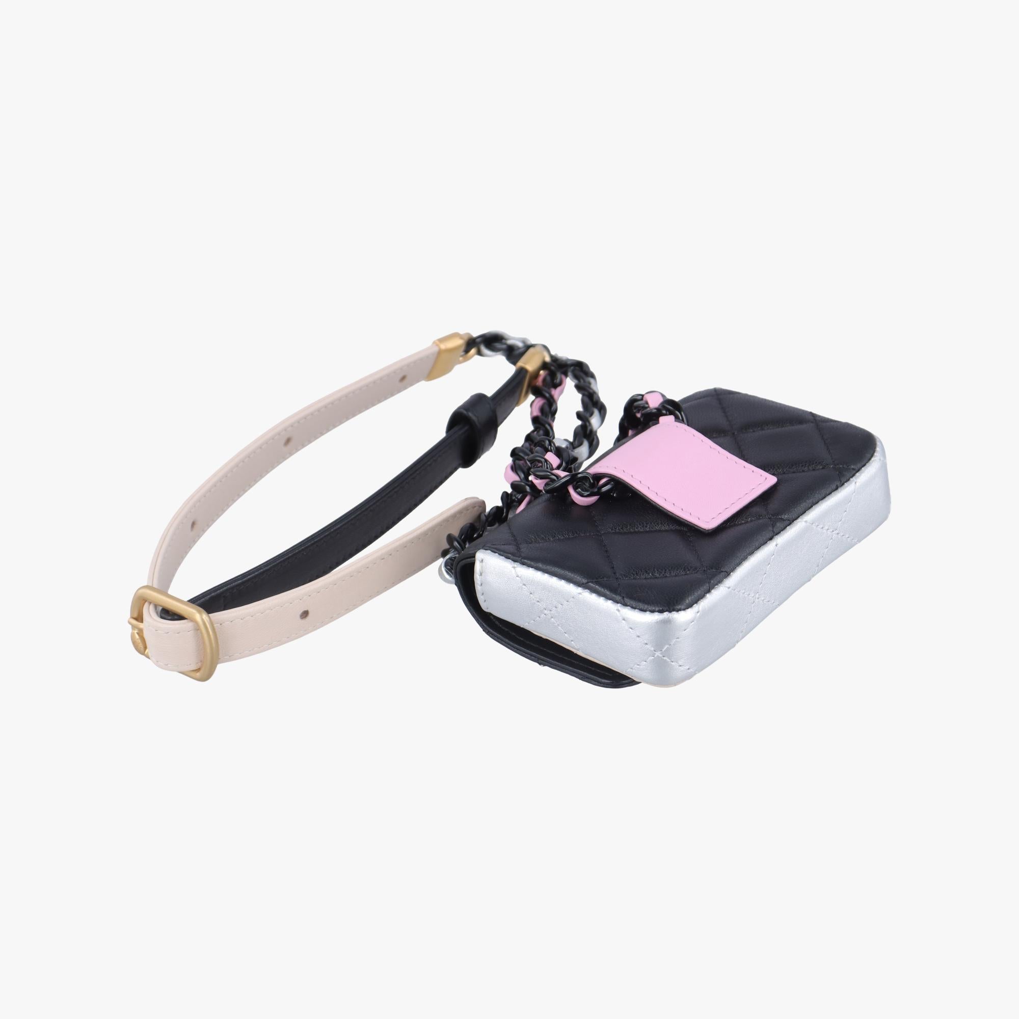 シャネル Chanel ボディバッグ/ウェストバッグ レディース バイカラー マトラッセ マルチカラー ラムスキン AP3249 L7N77TK2