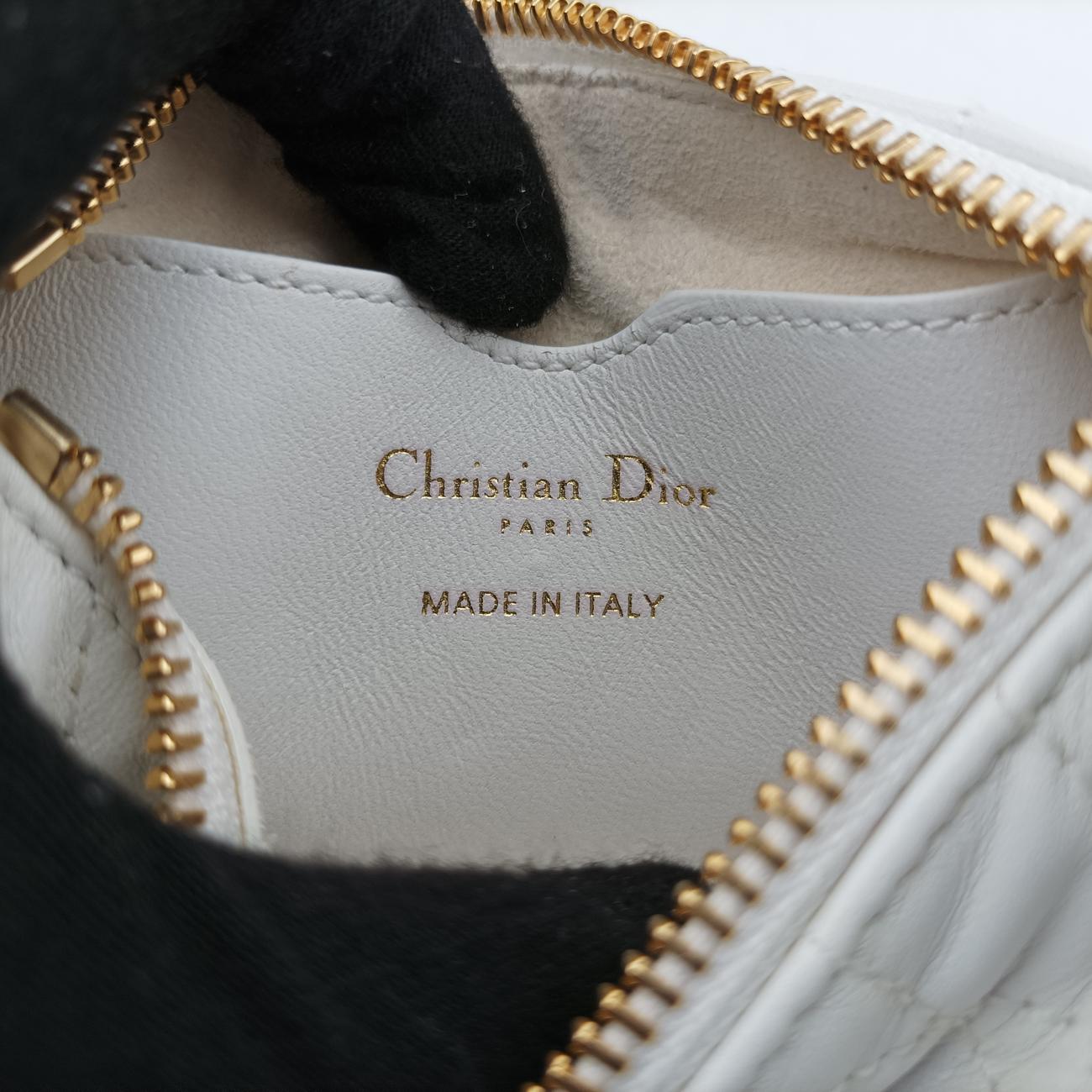 Cannage Vibe Hobo micro White lambskin  19-MA-0232カナージュ ヴァイブ ホーボー マイクロ ホワイト ラムスキン  19-MA-0232