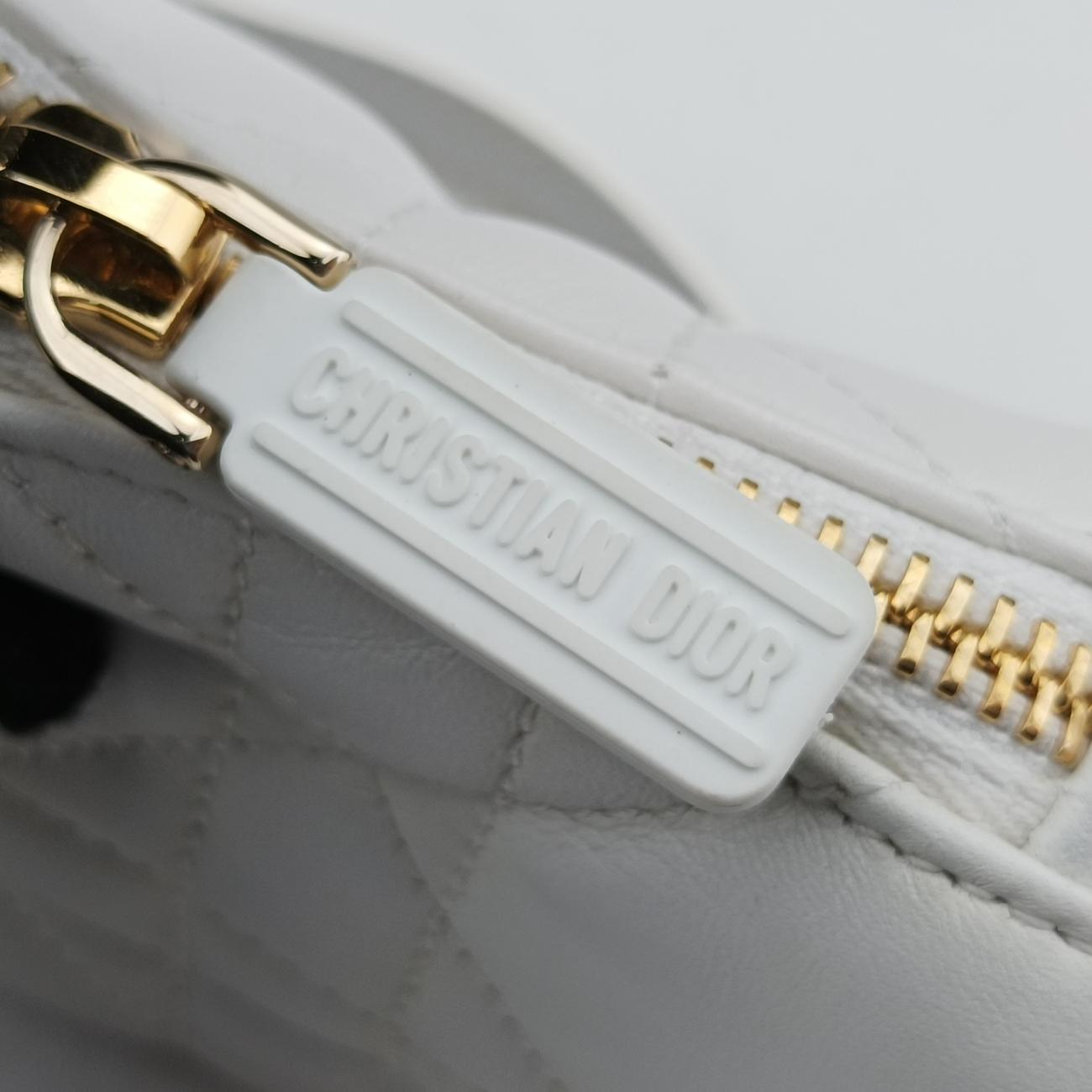 Cannage Vibe Hobo micro White lambskin  19-MA-0232カナージュ ヴァイブ ホーボー マイクロ ホワイト ラムスキン  19-MA-0232