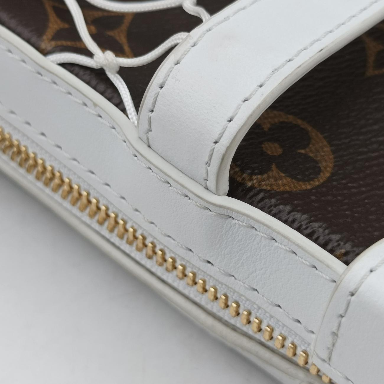 Soft Trunk Phone Box brown×white Monogram Canvas×calf leather M80102 TJ4220ソフトトランク フォーンボックス モノグラム/ブラウン系×ホワイト モノグラムキャンバス×カーフレザー M80102 TJ4220