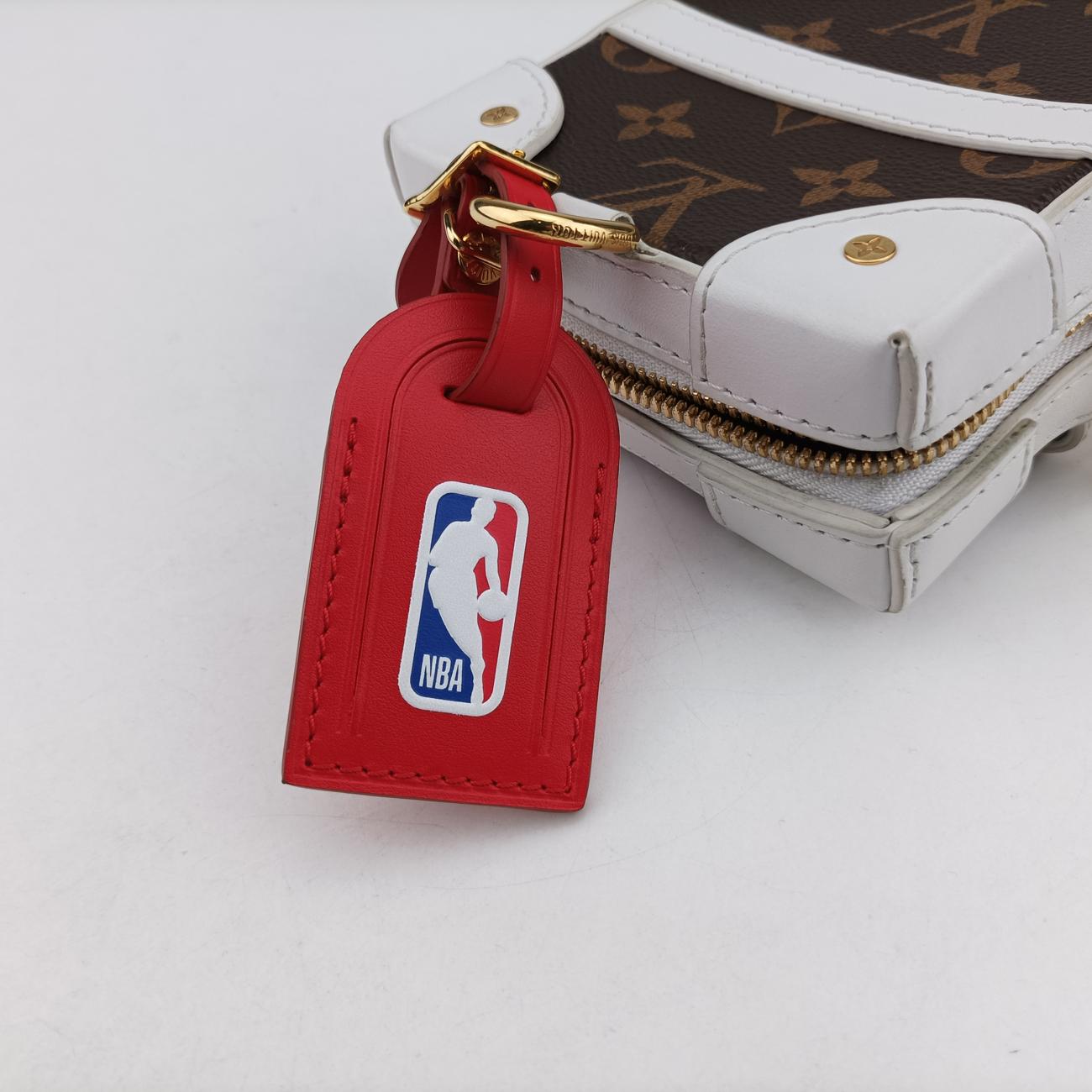 Soft Trunk Phone Box brown×white Monogram Canvas×calf leather M80102 TJ4220ソフトトランク フォーンボックス モノグラム/ブラウン系×ホワイト モノグラムキャンバス×カーフレザー M80102 TJ4220