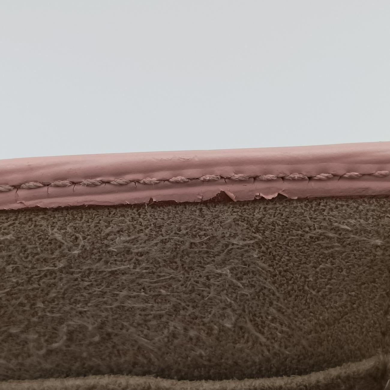 Petit Sac Plat ROSE BALLERIN Epi M69575 CA2290プティットサックプラ ローズバレリーヌ エピ M69575 CA2290