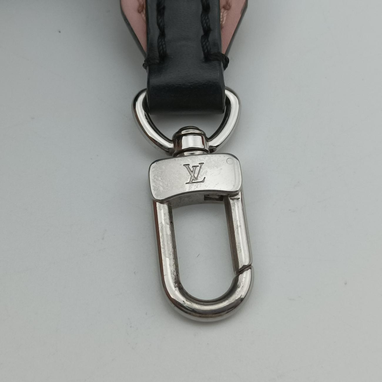 Petit Sac Plat ROSE BALLERIN Epi M69575 CA2290プティットサックプラ ローズバレリーヌ エピ M69575 CA2290