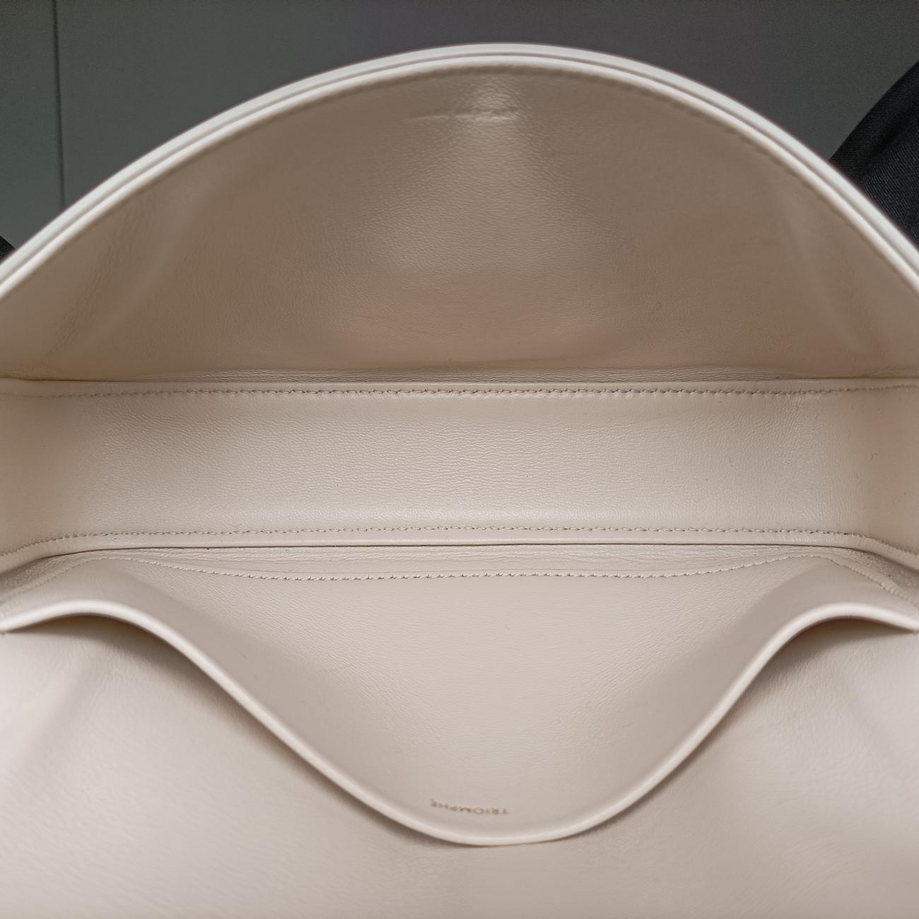 Triomphe White Leather  C-GU-4211トリオンフ ホワイト レザー  C-GU-4211