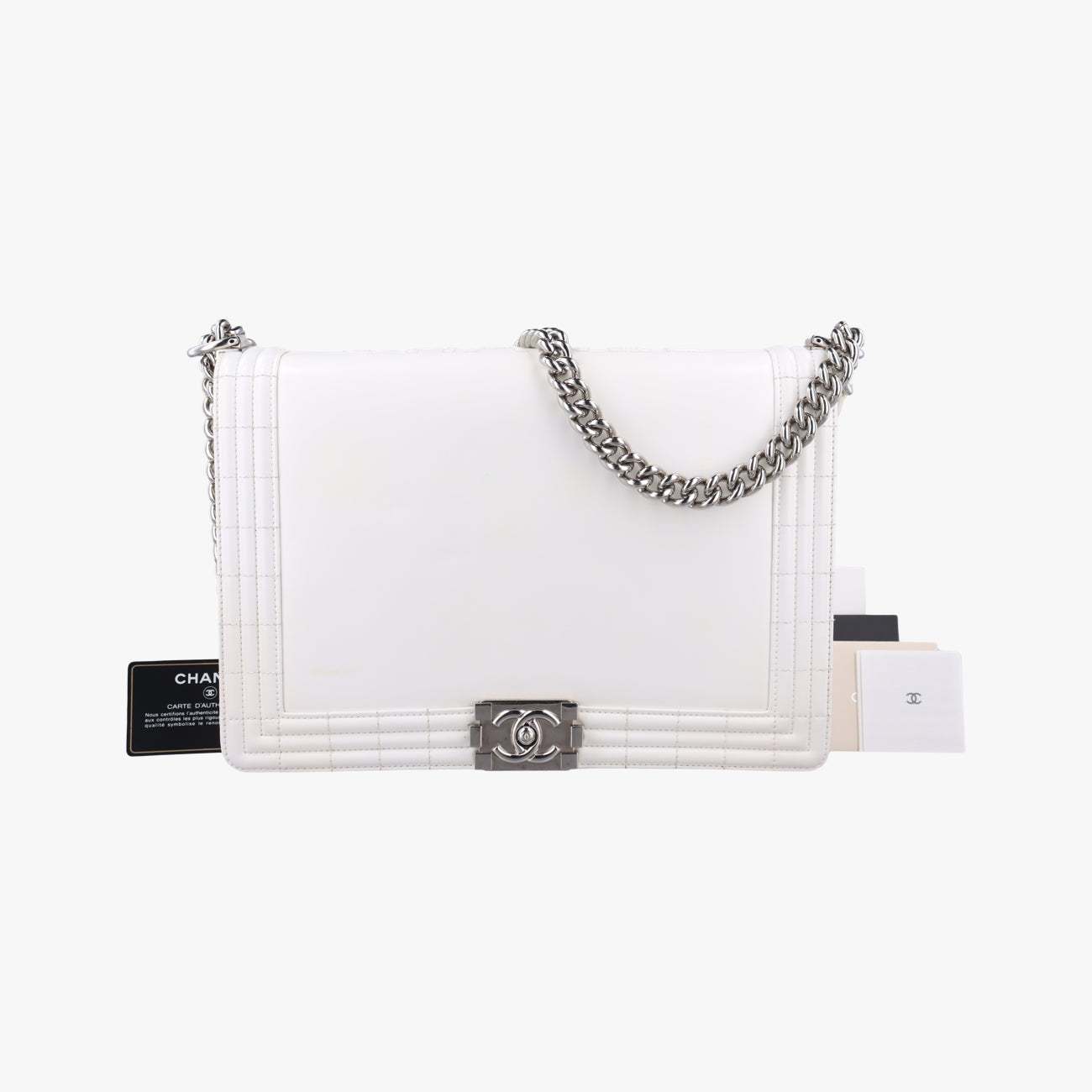 BOY CHANELWhiteLeatherA6702116569210ボーイシャネルホワイトレザーA6702116569210