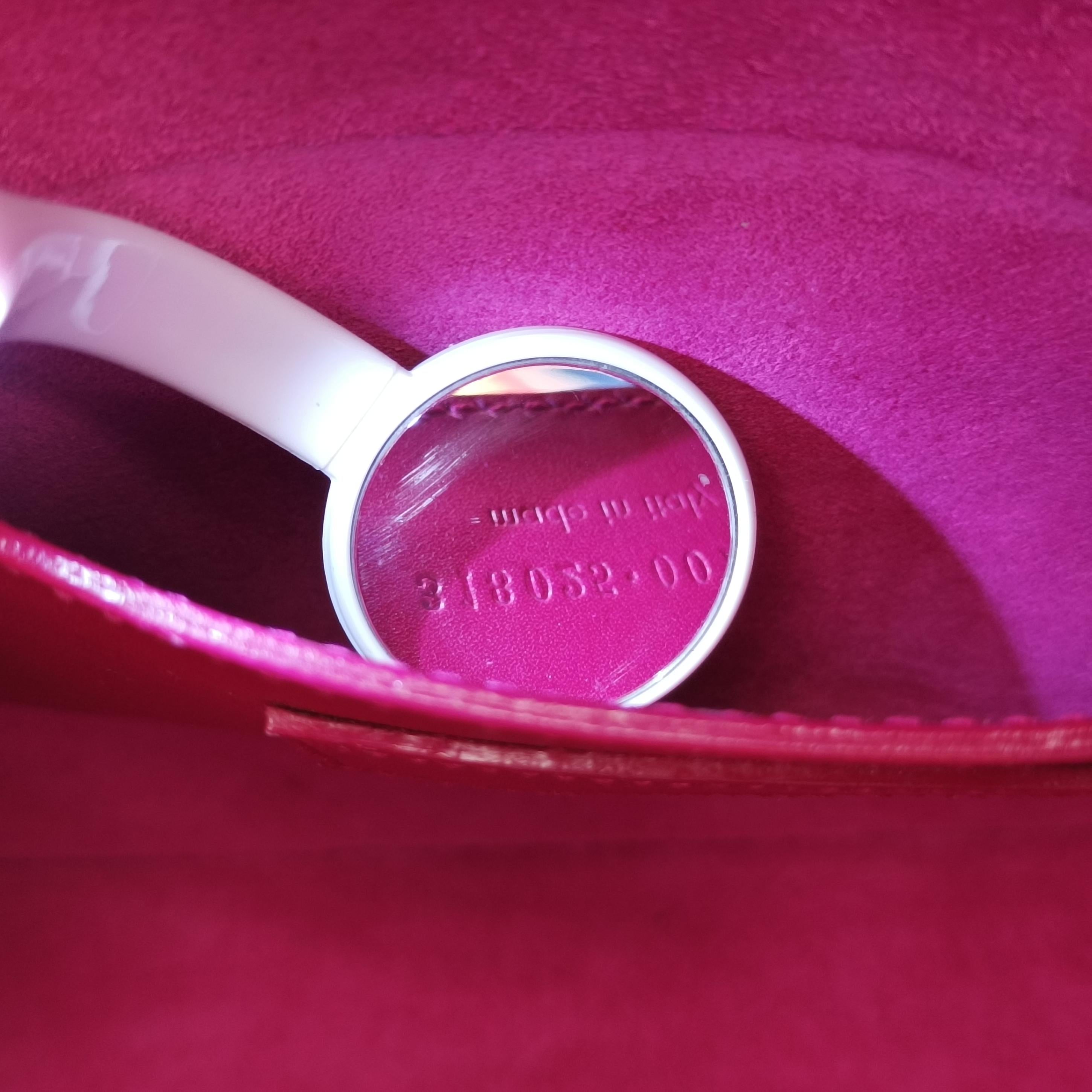 Classic Lulu Rose Leather 318025 318025.001998ルル クラシック ローズ レッド レザー 318025 318025.001998