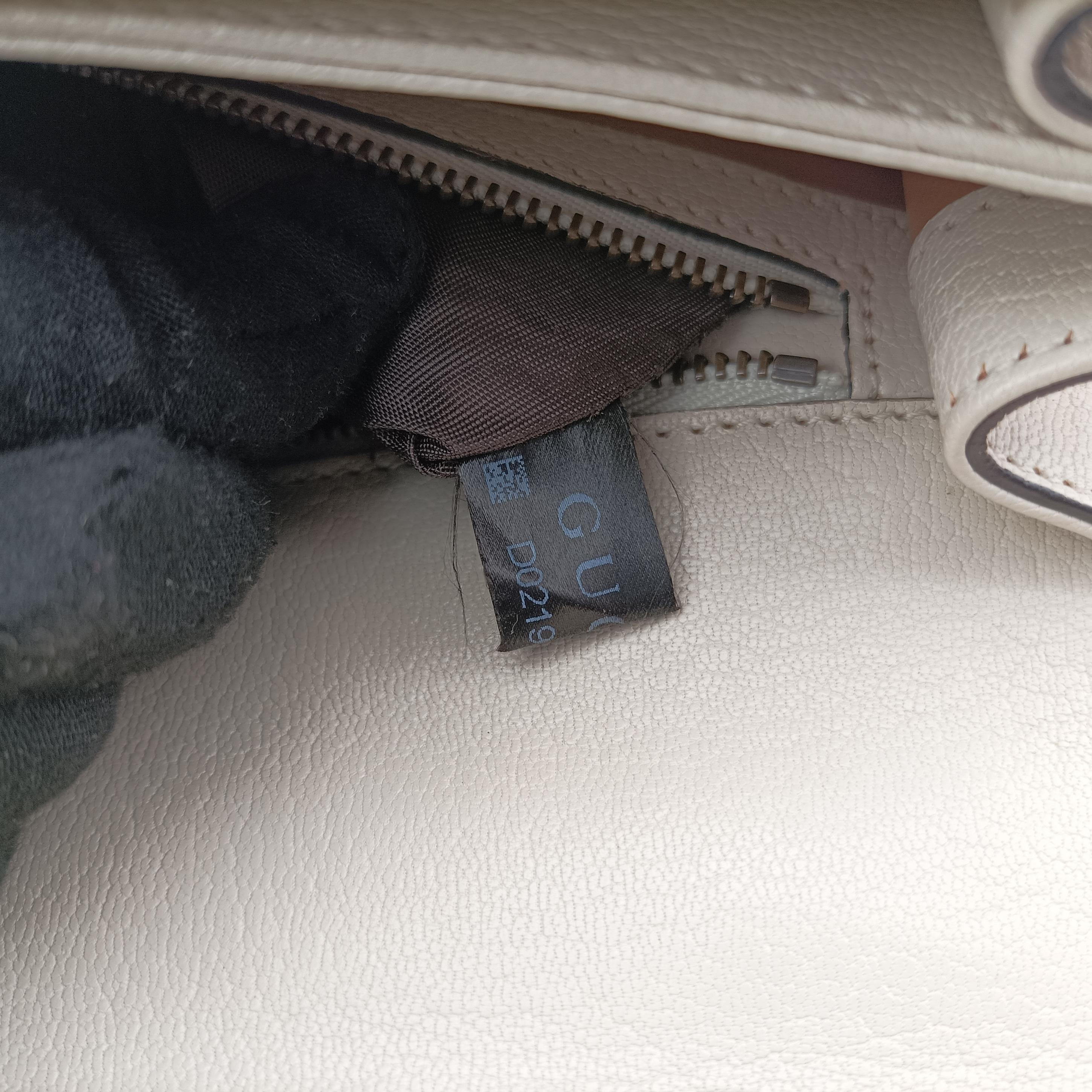 Broche White×red Leather 466433 D021990127ブロシュ ホワイト×レッド レザー 466433 D021990127