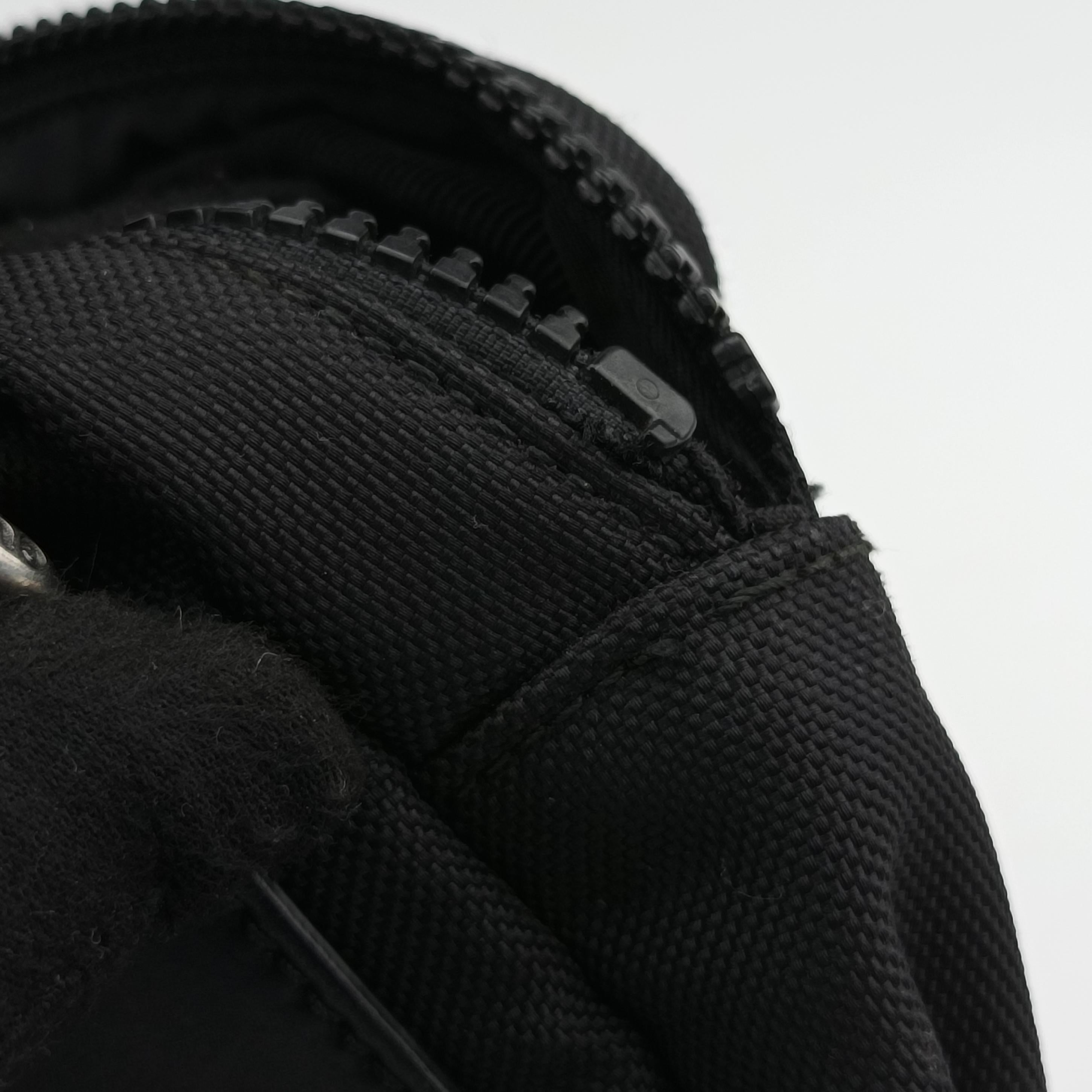 Tiger Embroidered Web Messenger Black fabric 523323 B027692276タイガーヘッド エンブロイダリー アニマル ブラック ファブリック 523323 B027692276