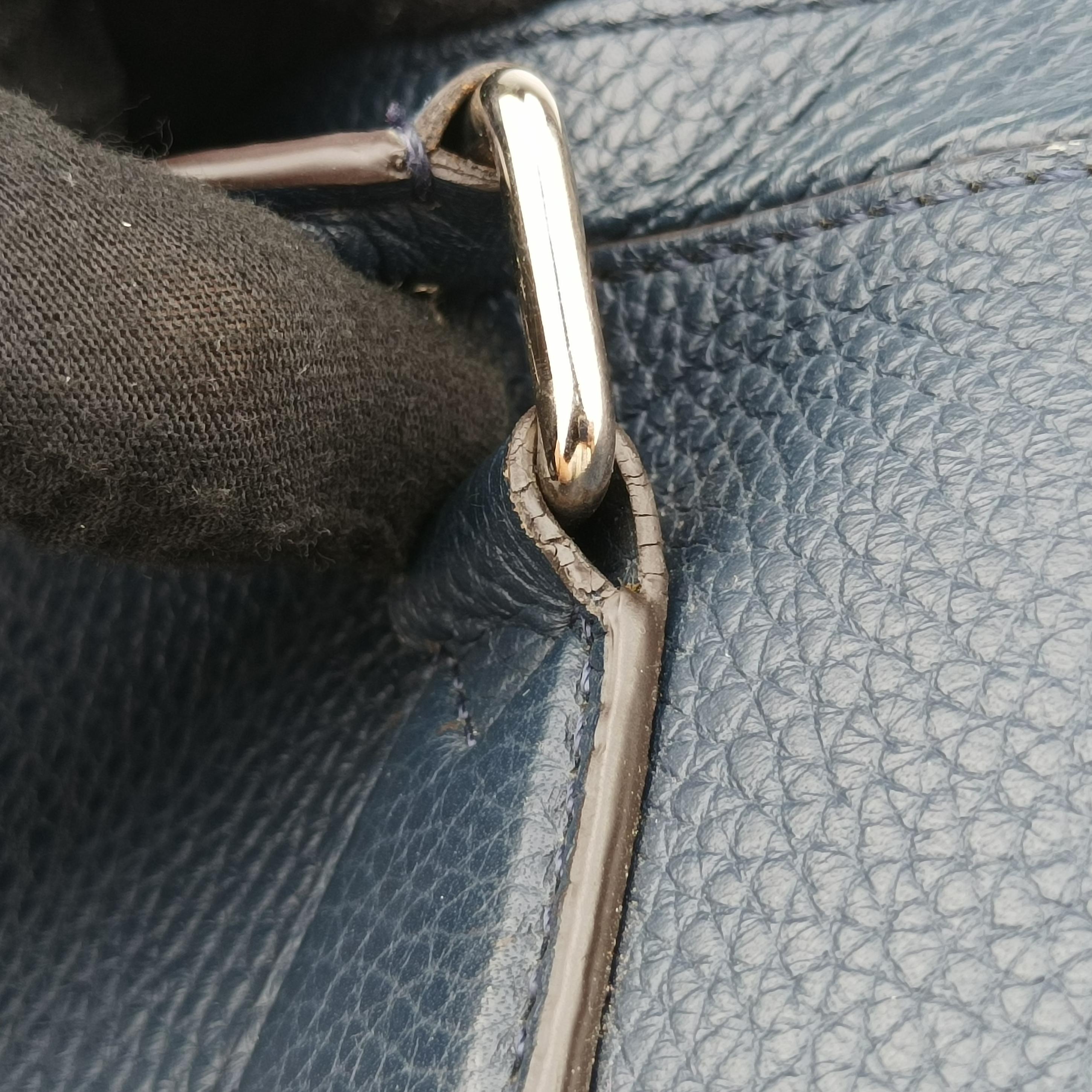 ARMAND Briefcase PM Navy Taurillon leather M53490 UB0138アルマンド ブリーフケース PM ネイビー トリヨンレザー M53490 UB0138