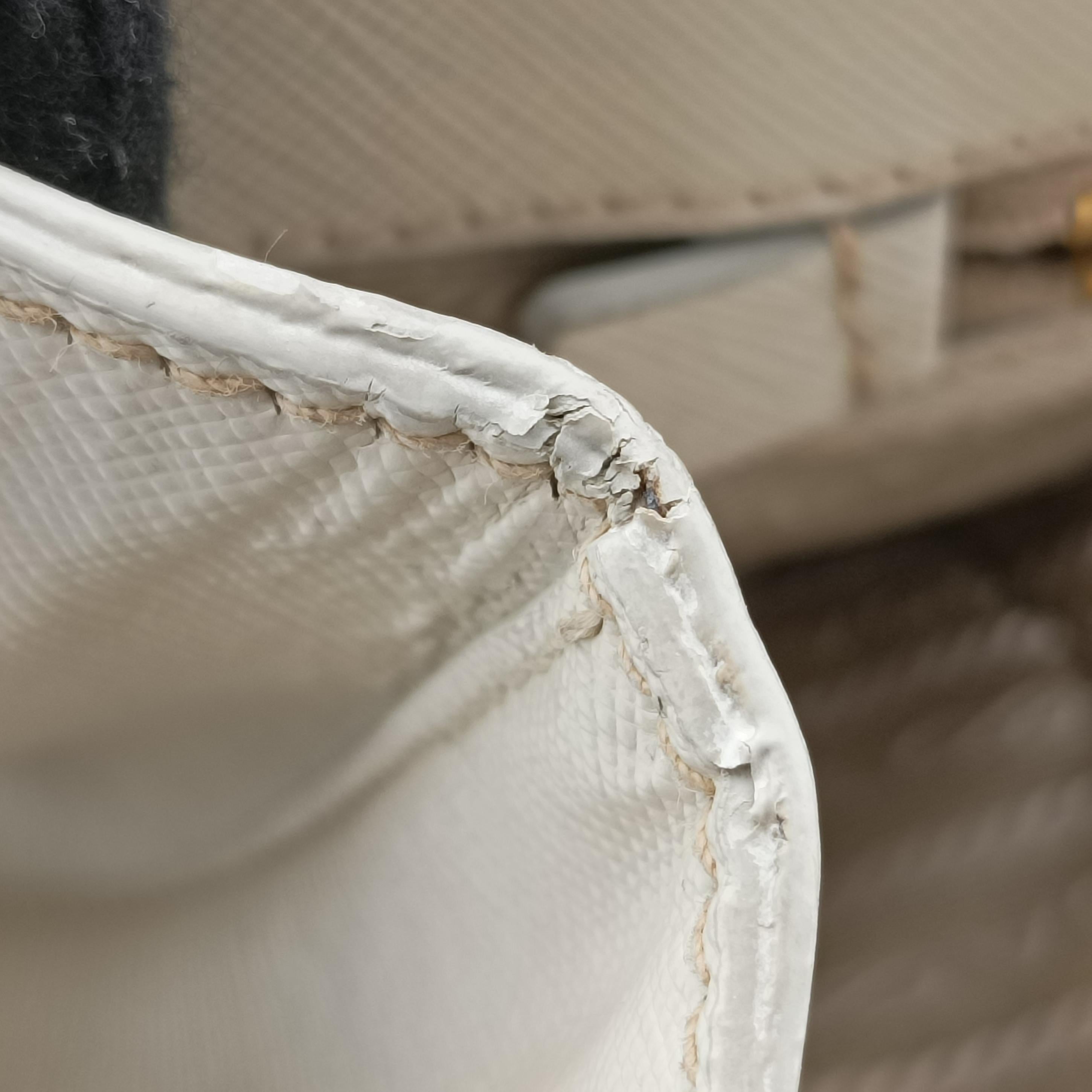 Galleria White SAFFIANO Leather BN1844 25ガレリア ホワイト サフィアーノレザー BN1844 25