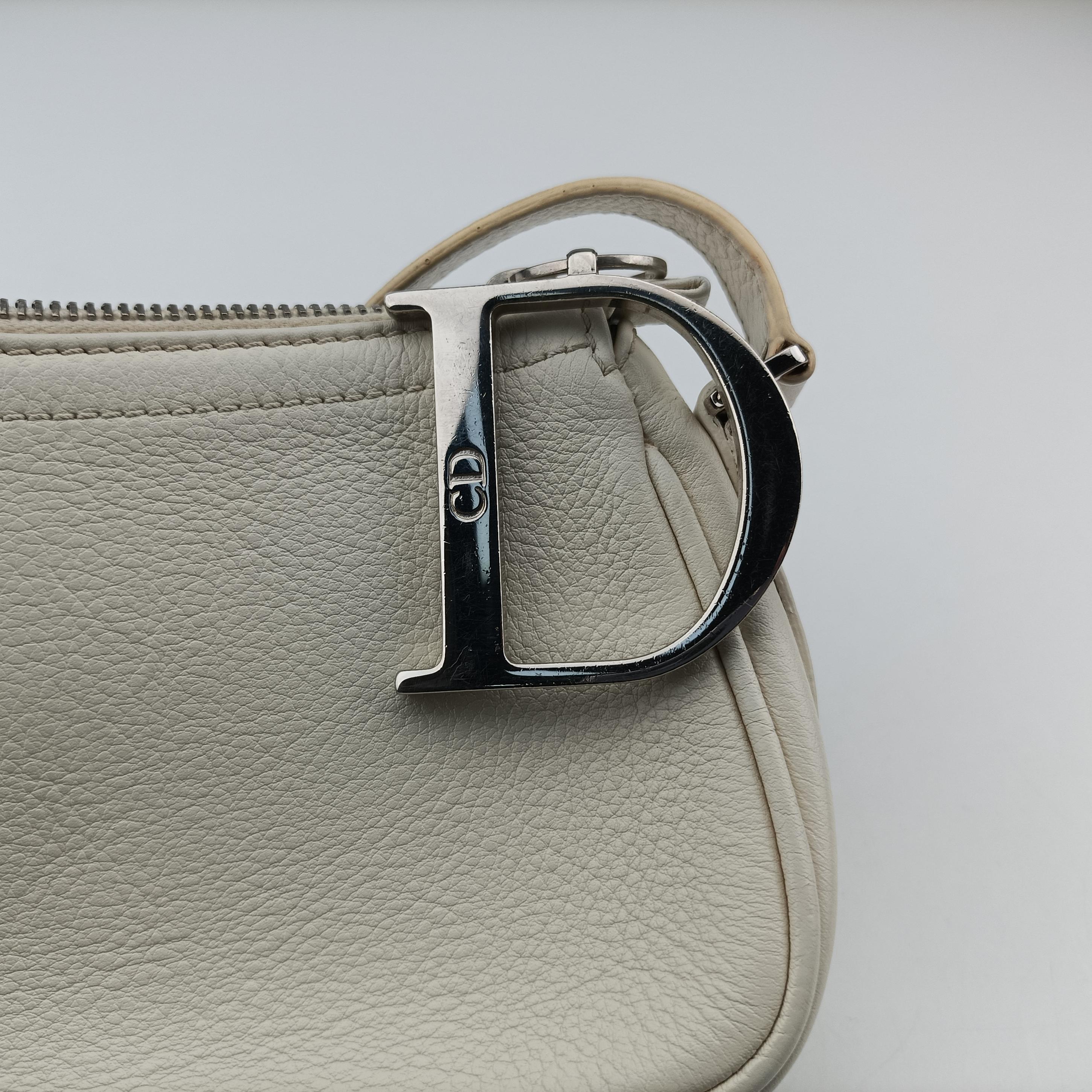 D Pendant White Leather 08-BO-0096D ペンダント ホワイト レザー 08-BO-0096