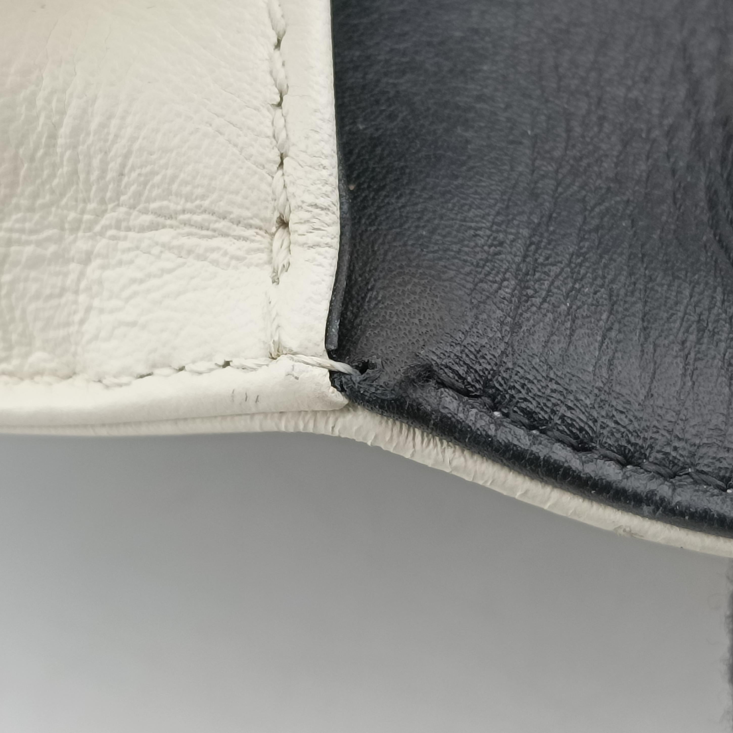 2.55 chain Black×white Leather A67500 177249052.55チェーン ブラック×ホワイト レザー A67500 17724905