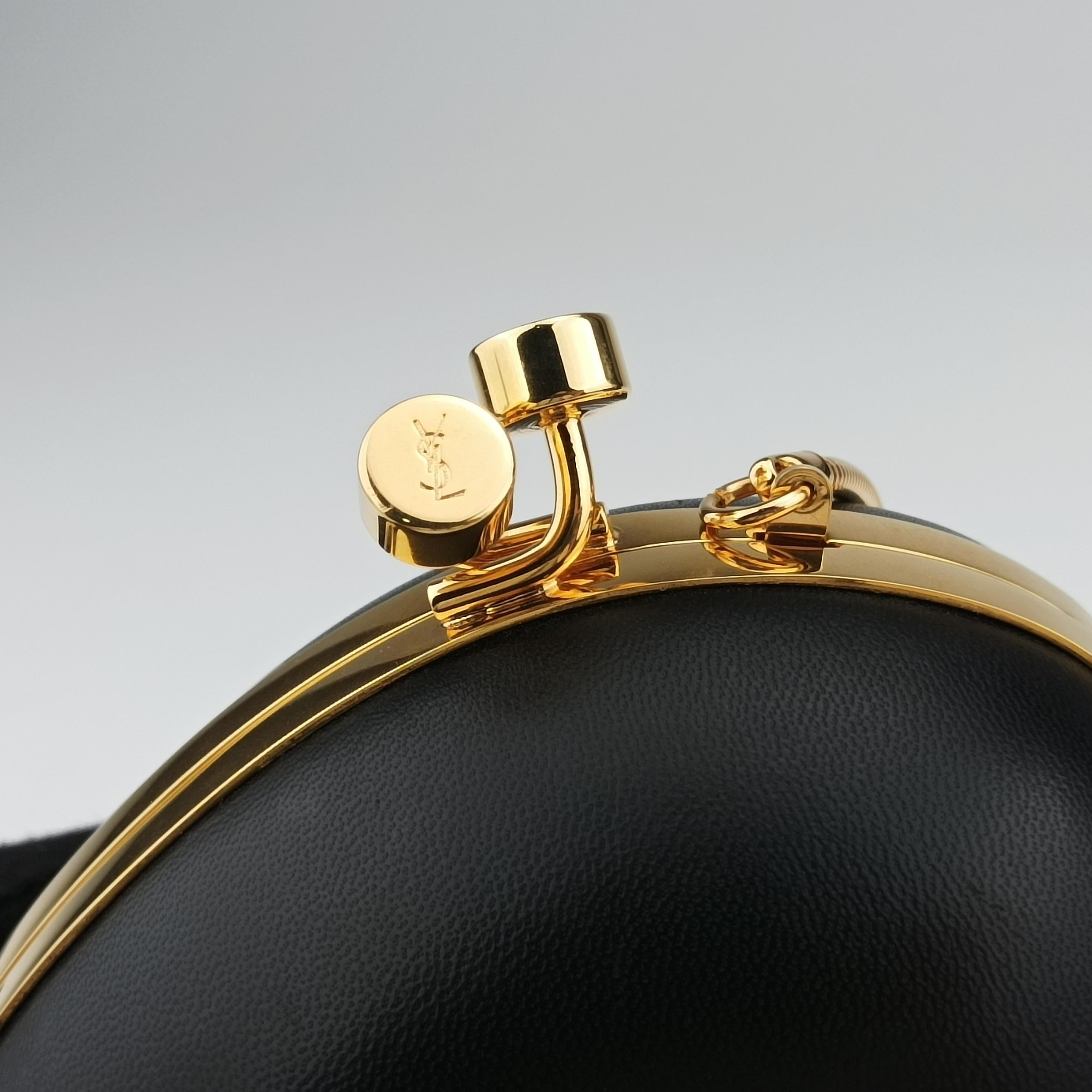 Love box heart Black Leather 466212 BCI466212.0918ラブボックス ハート型 ブラック レザー 466212 BCI466212.0918