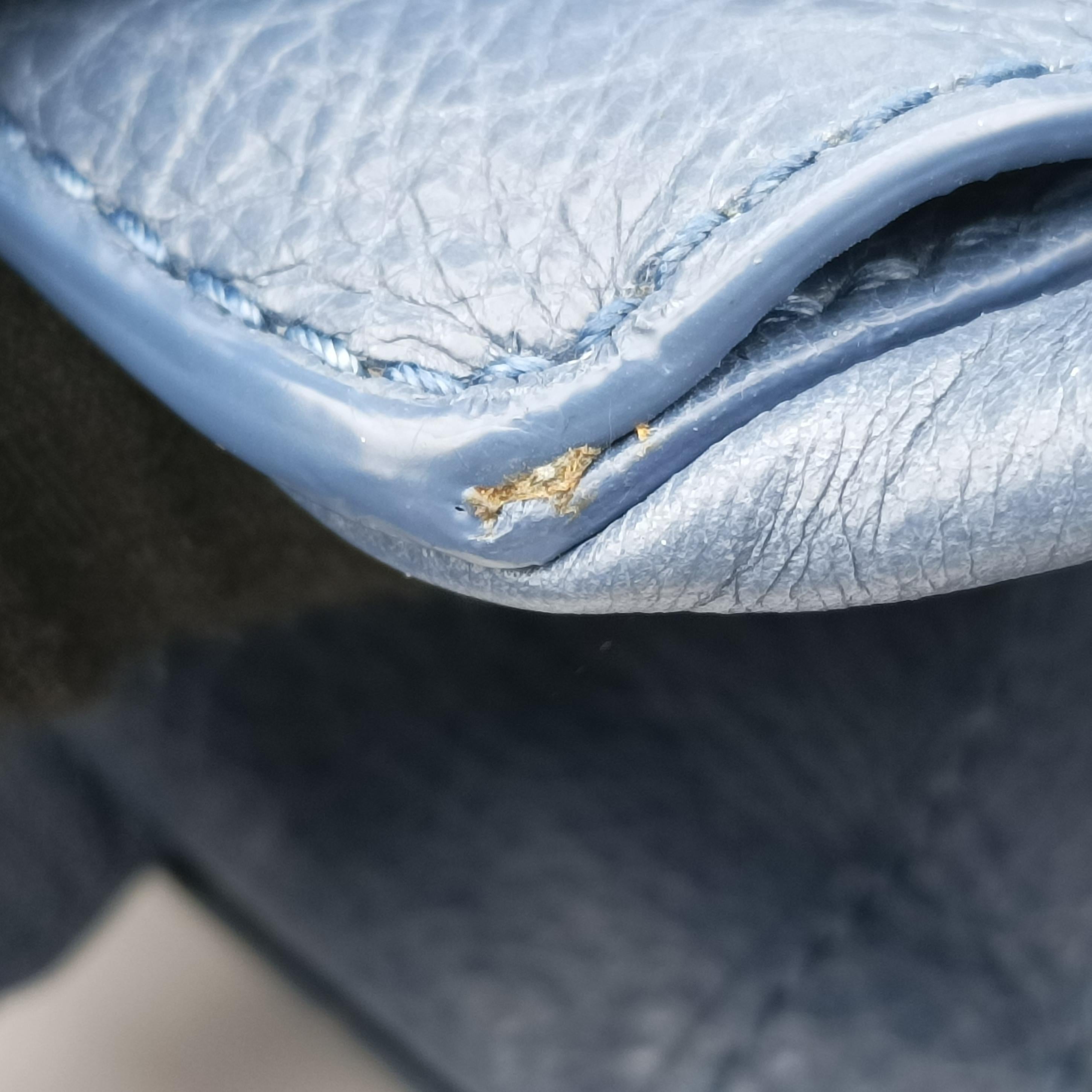 Classic Zip Traveller Blue lambskin 347922.4230.G.002123クラシック ジップ トラベラー ブルー ラムスキン 347922.4230.G.002123