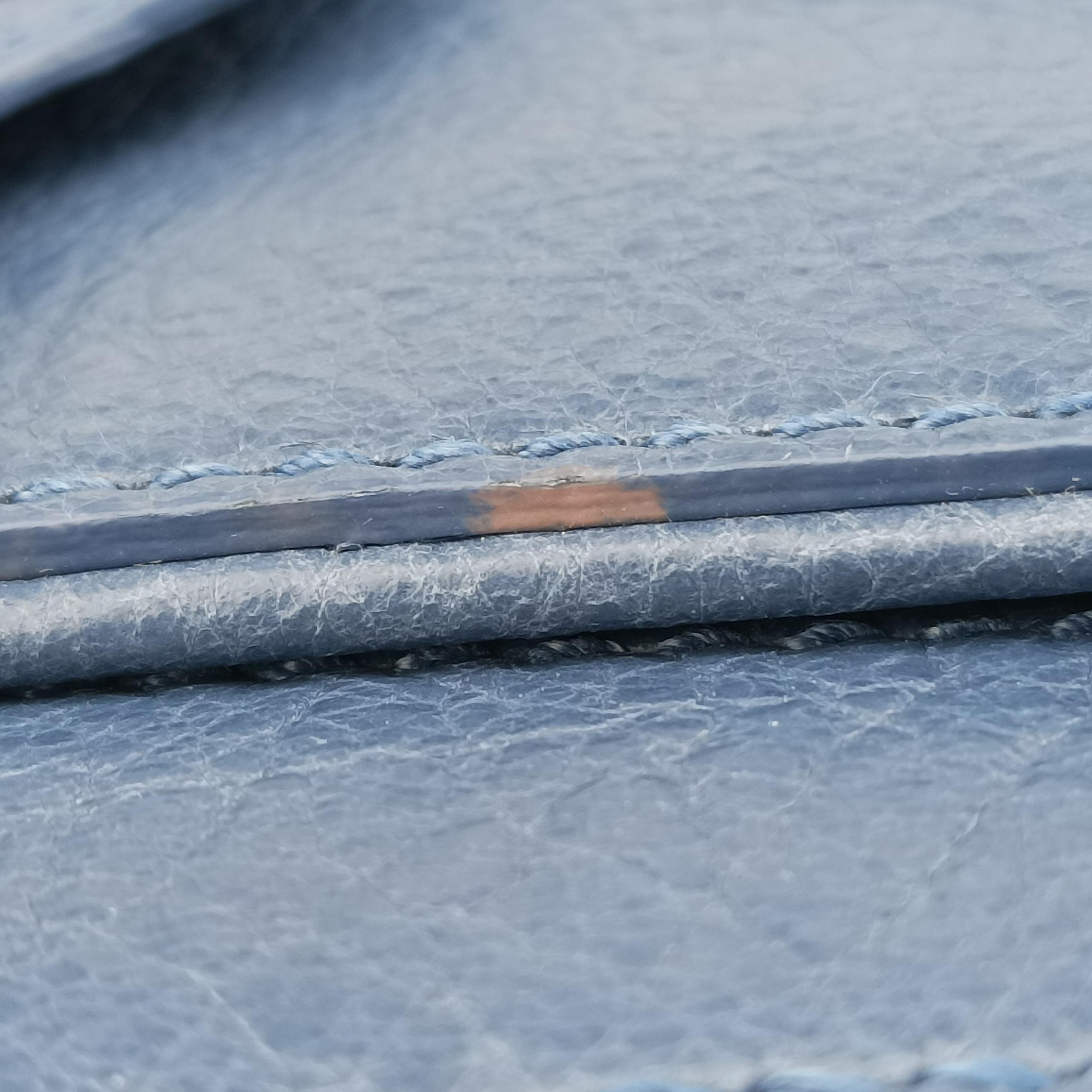 Classic Zip Traveller Blue lambskin 347922.4230.G.002123クラシック ジップ トラベラー ブルー ラムスキン 347922.4230.G.002123