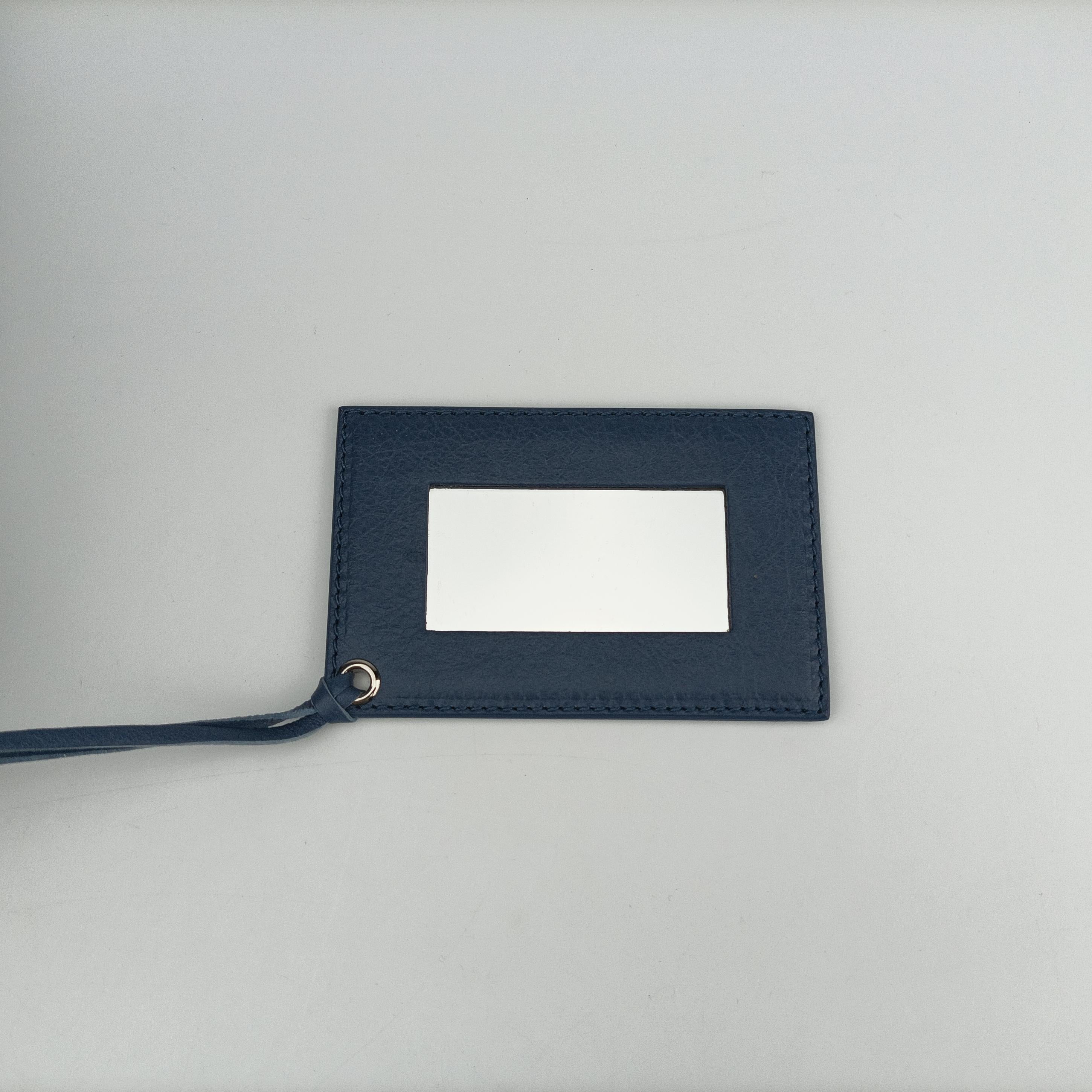 Classic Zip Traveller Blue lambskin 347922.4230.G.002123クラシック ジップ トラベラー ブルー ラムスキン 347922.4230.G.002123