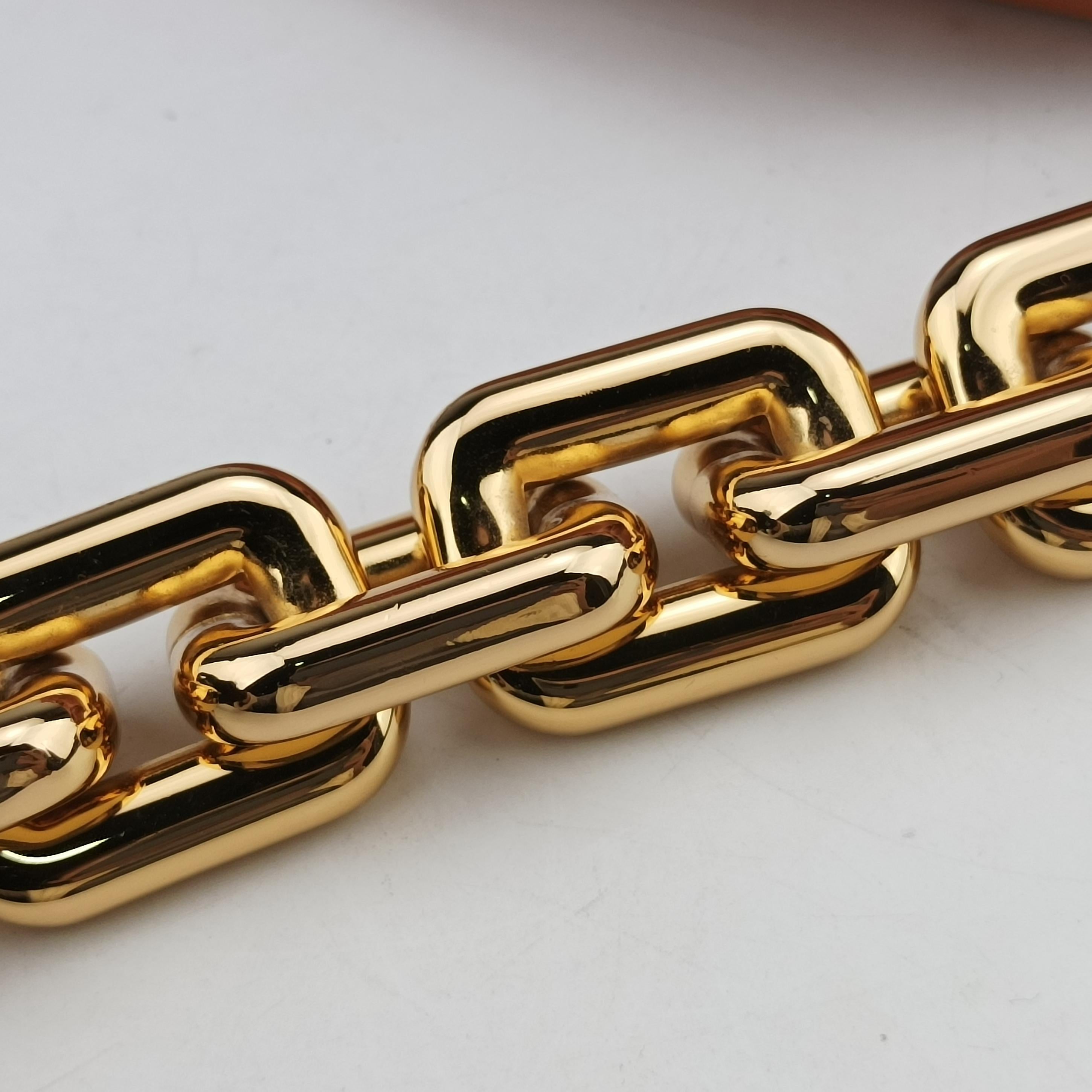 THE Chain Pouch Brown lambskin B09072901Jザ チェーン ポーチ ブラウン系 ラムスキン B09072901J