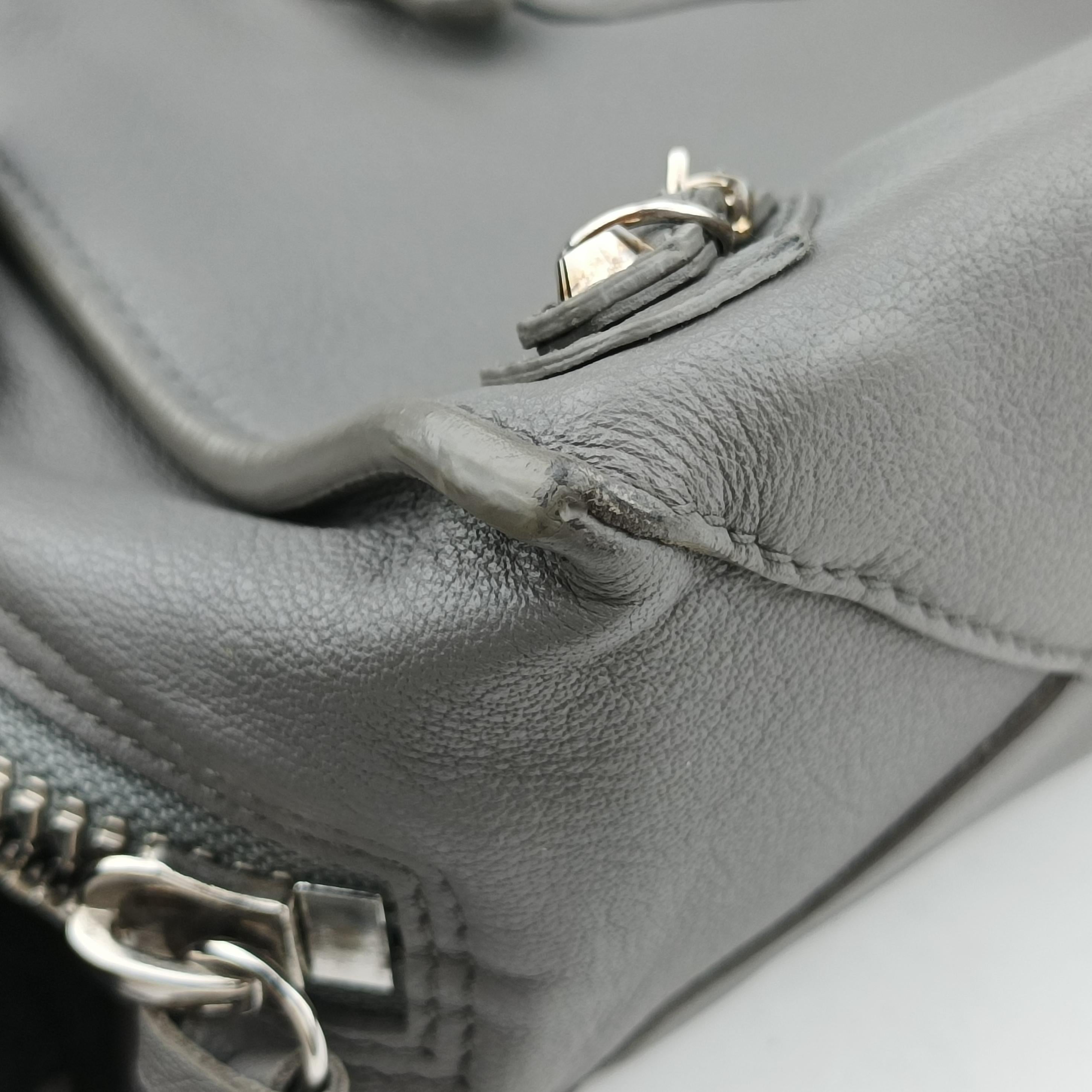 Paper A6 Zip Around Grey Leather 357333.1320.C.002123ペーパー A6 ジップアラウンド グレー レザー 357333.1320.C.002123