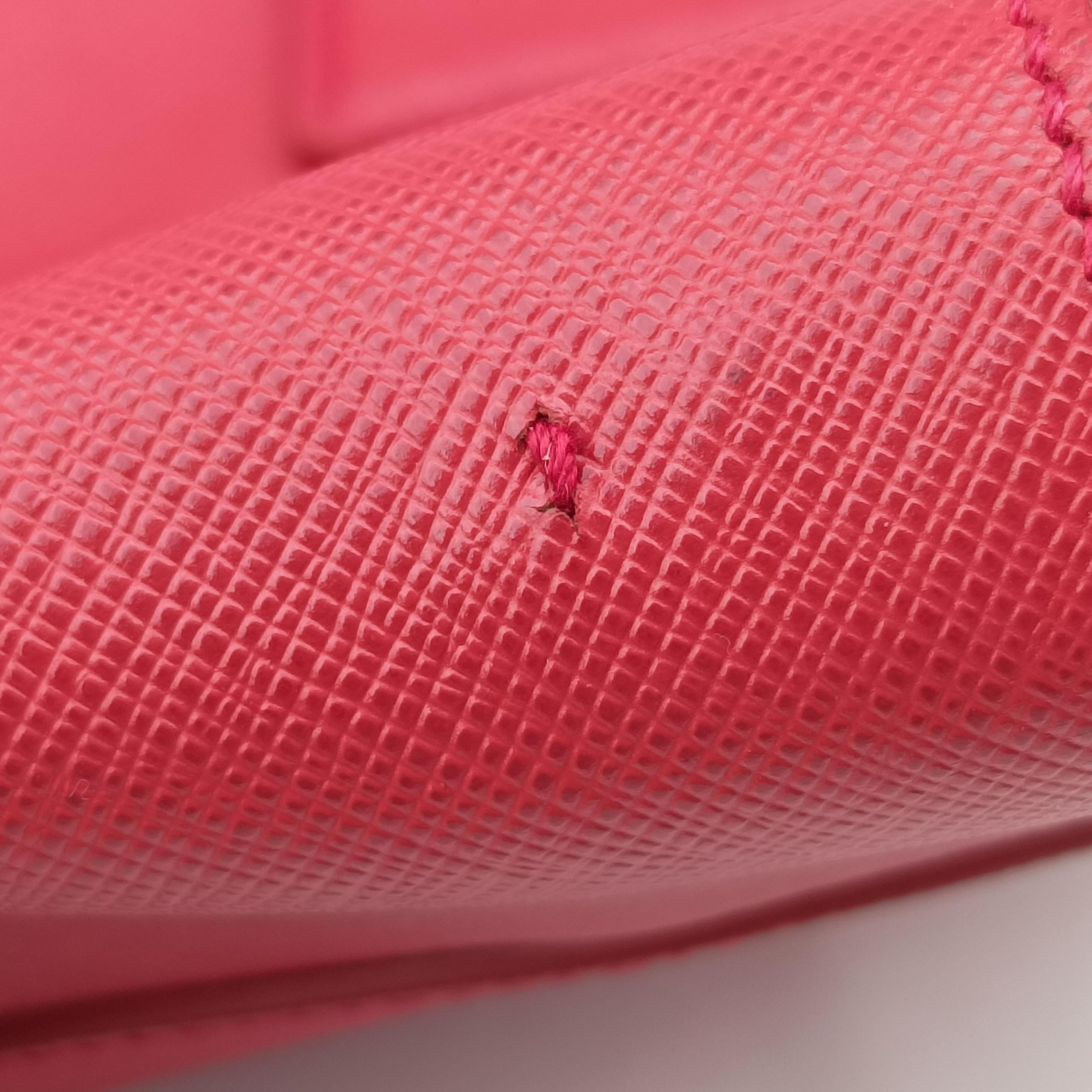 Triangle logo Red SAFFIANO Leather 208三角ロゴ レッド サフィアーノレザー 208