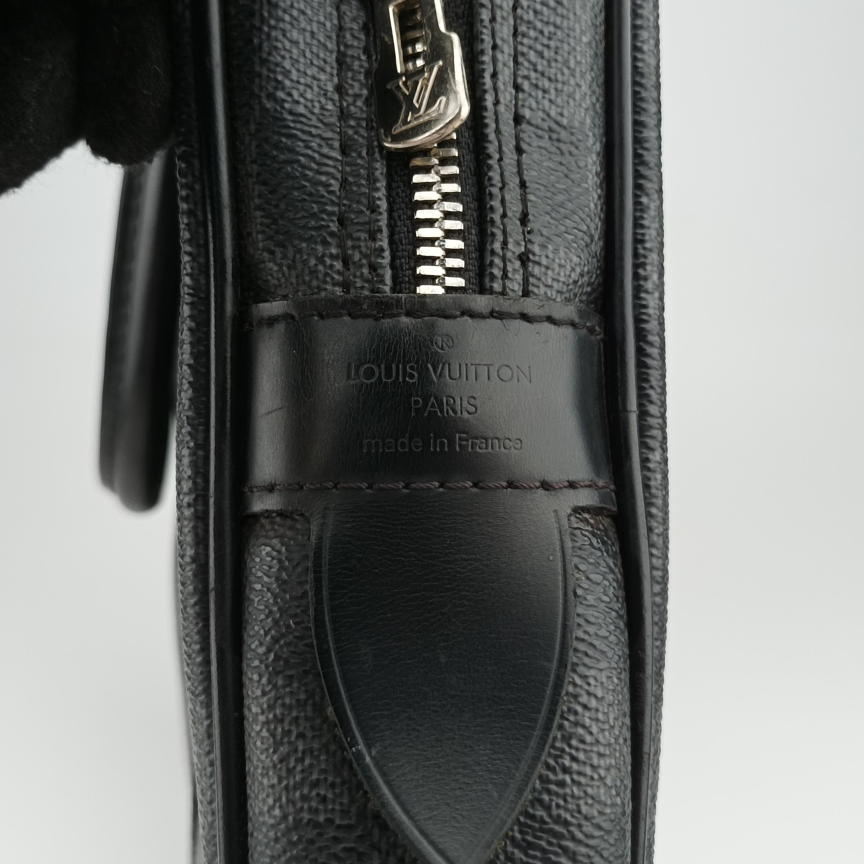 Porte Documents Voyage Noir Damier Graphite N41125 BA4171ポルト ドキュマン ヴォワヤージュ ノワール ダミエグラフィット N41125 BA4171