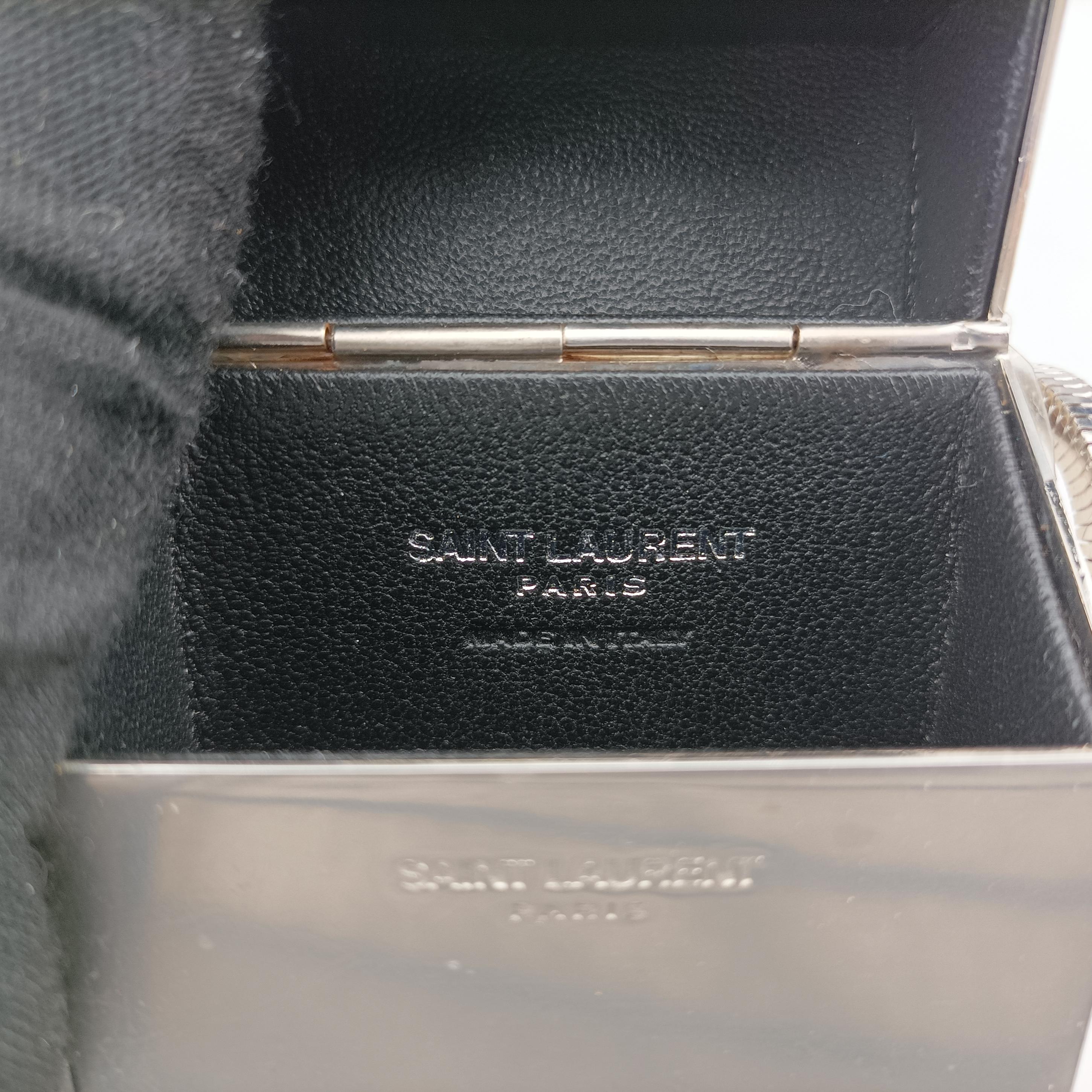 Mirrored Mini Smoking Box Silver Plexiglass 520121 NOV520121.1018ミラード ミニ スモーキング ボックス シルバー プレキシガラス 520121 NOV520121.1018