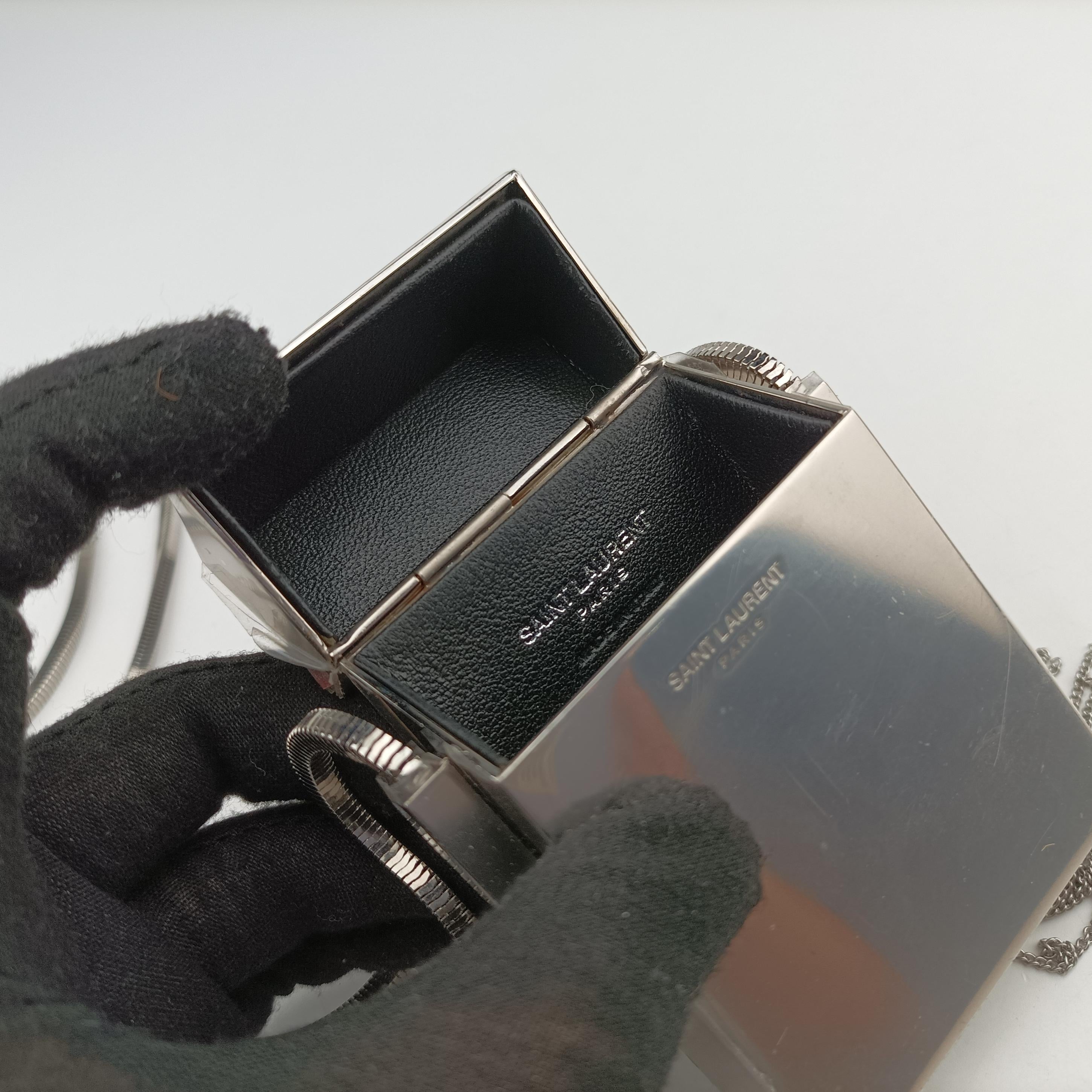 Mirrored Mini Smoking Box Silver Plexiglass 520121 NOV520121.1018ミラード ミニ スモーキング ボックス シルバー プレキシガラス 520121 NOV520121.1018