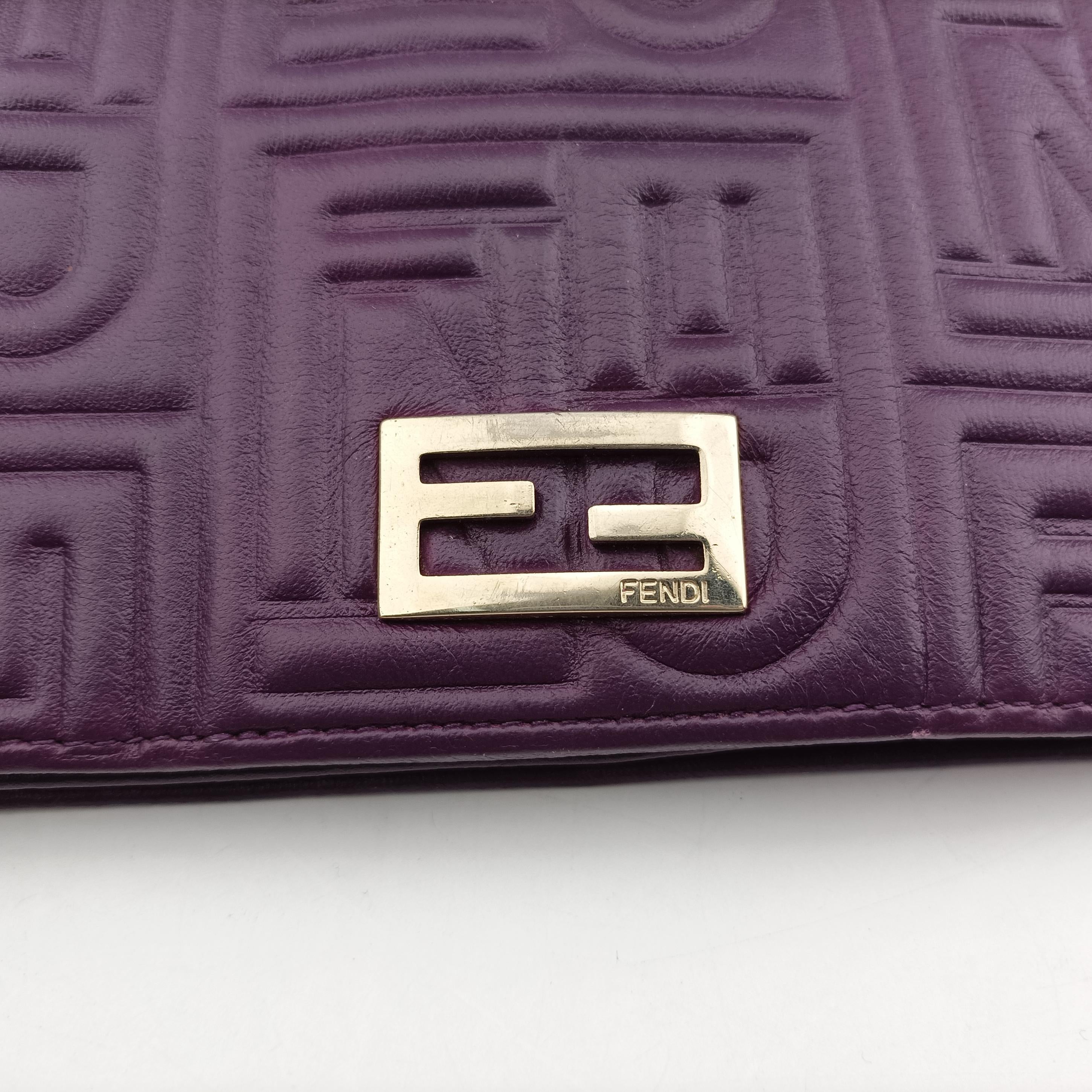 Embossed Logo Purple Leather 8M0219 2401-8M0219-YMY-089エンボス ロゴ パープル レザー 8M0219 2401-8M0219-YMY-089