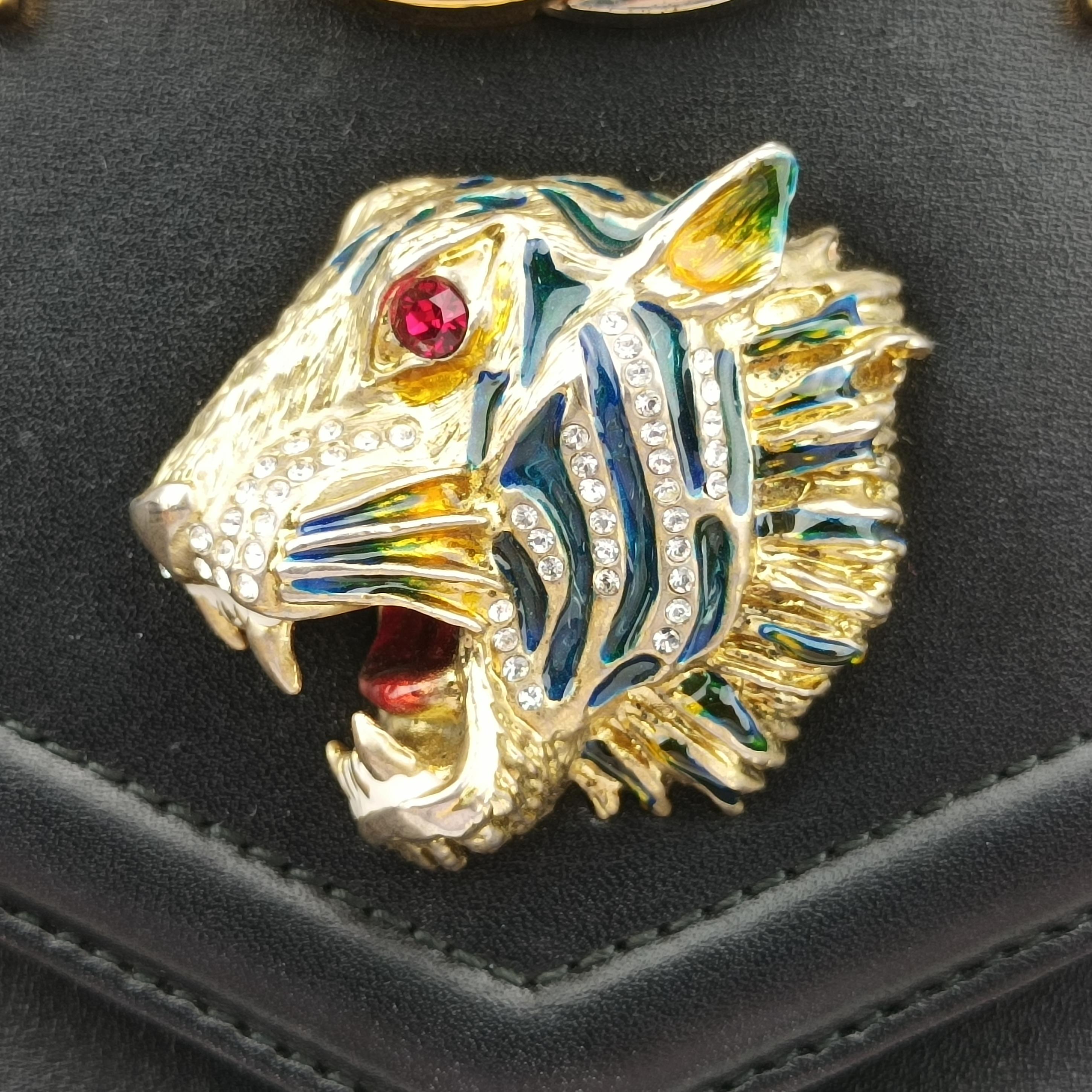 Rajah Black Leather 537241 I026469677ラジャ ブラック レザー 537241 I026469677