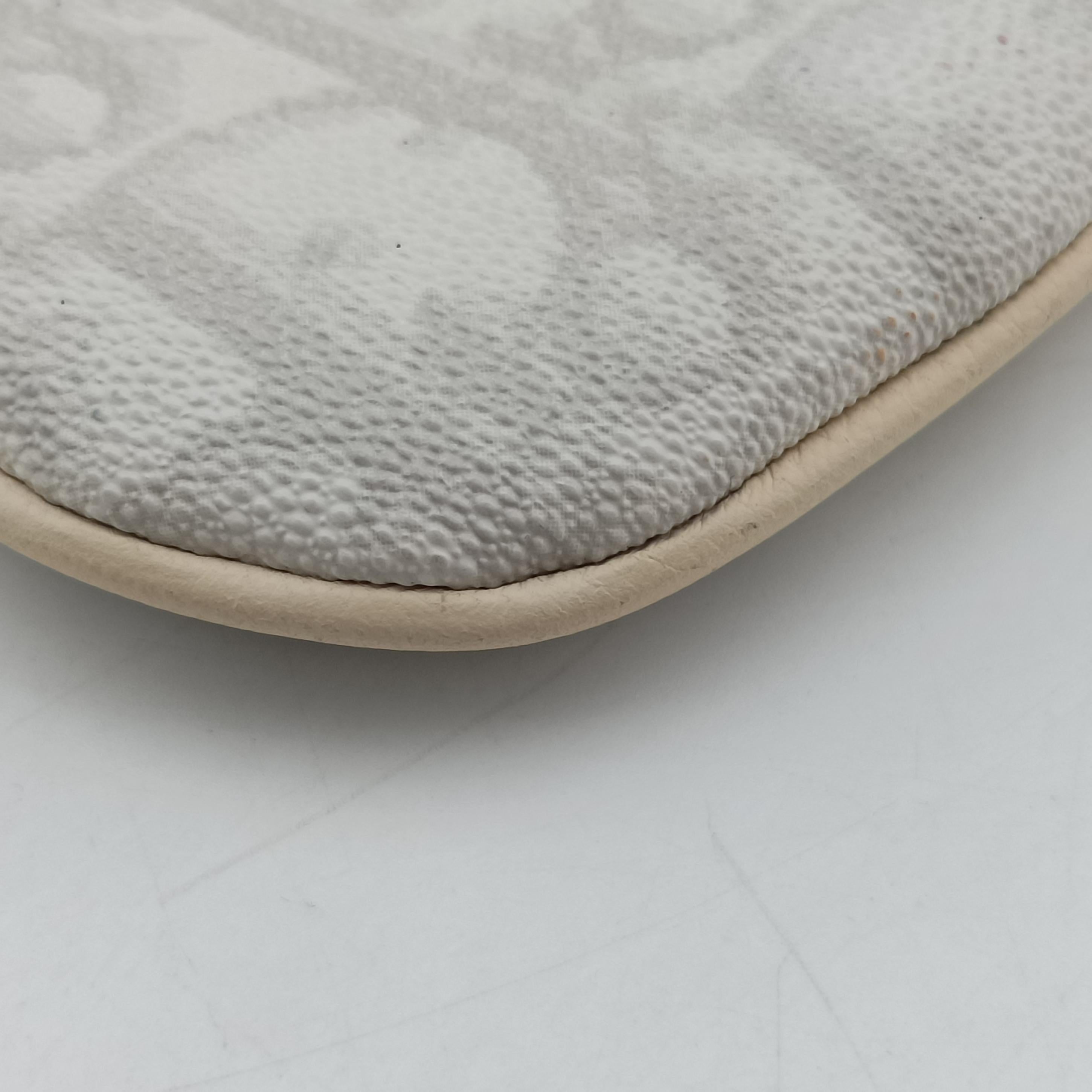 Romantique pouch Multicolour canvas MC 0077ロマンチックポーチ マルチカラー キャンバス MC 0077