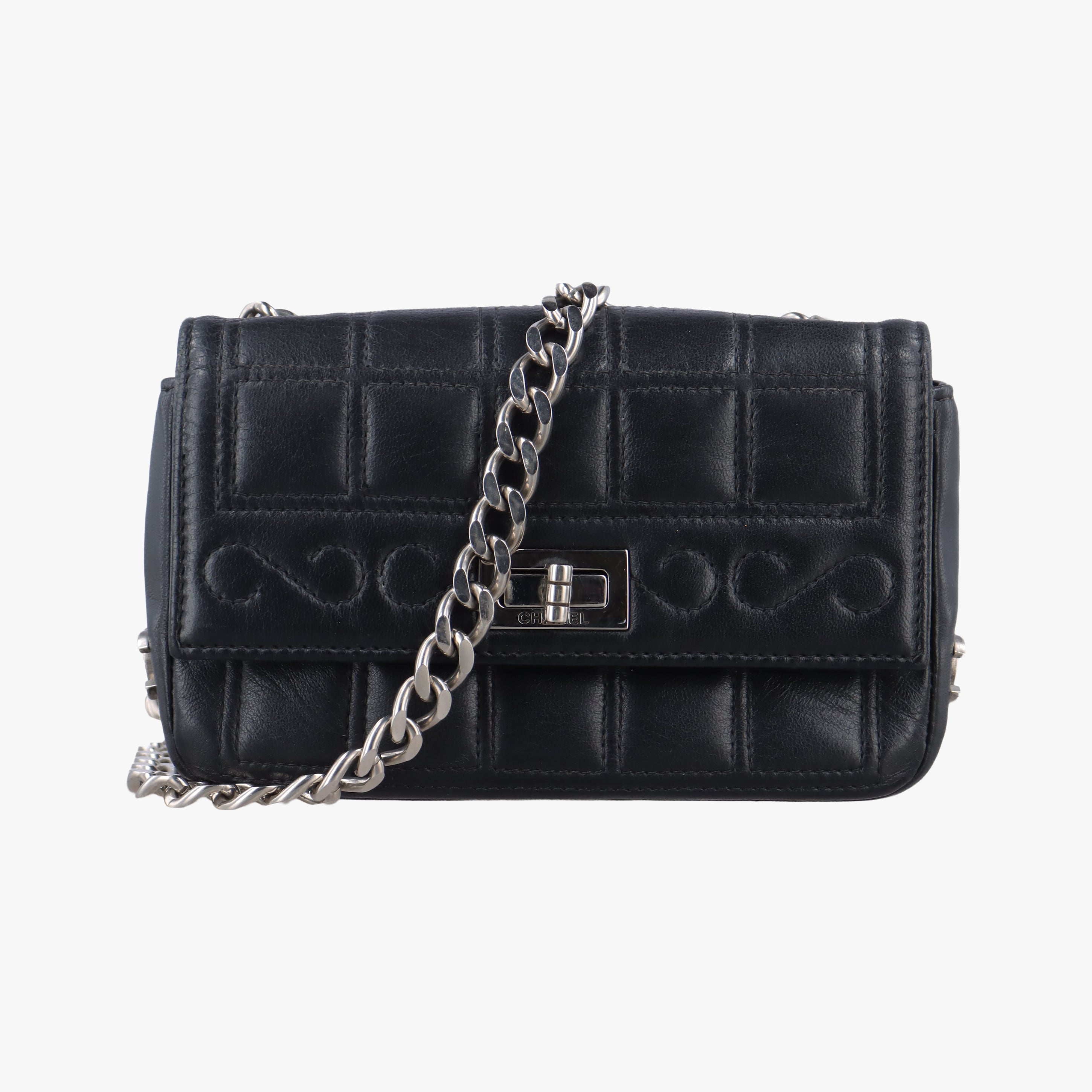 2.55 Chocolate Bar Chain Black lambskin A16367 64820642.55チョコバーチェーン ブラック ラムスキン A16367 6482064