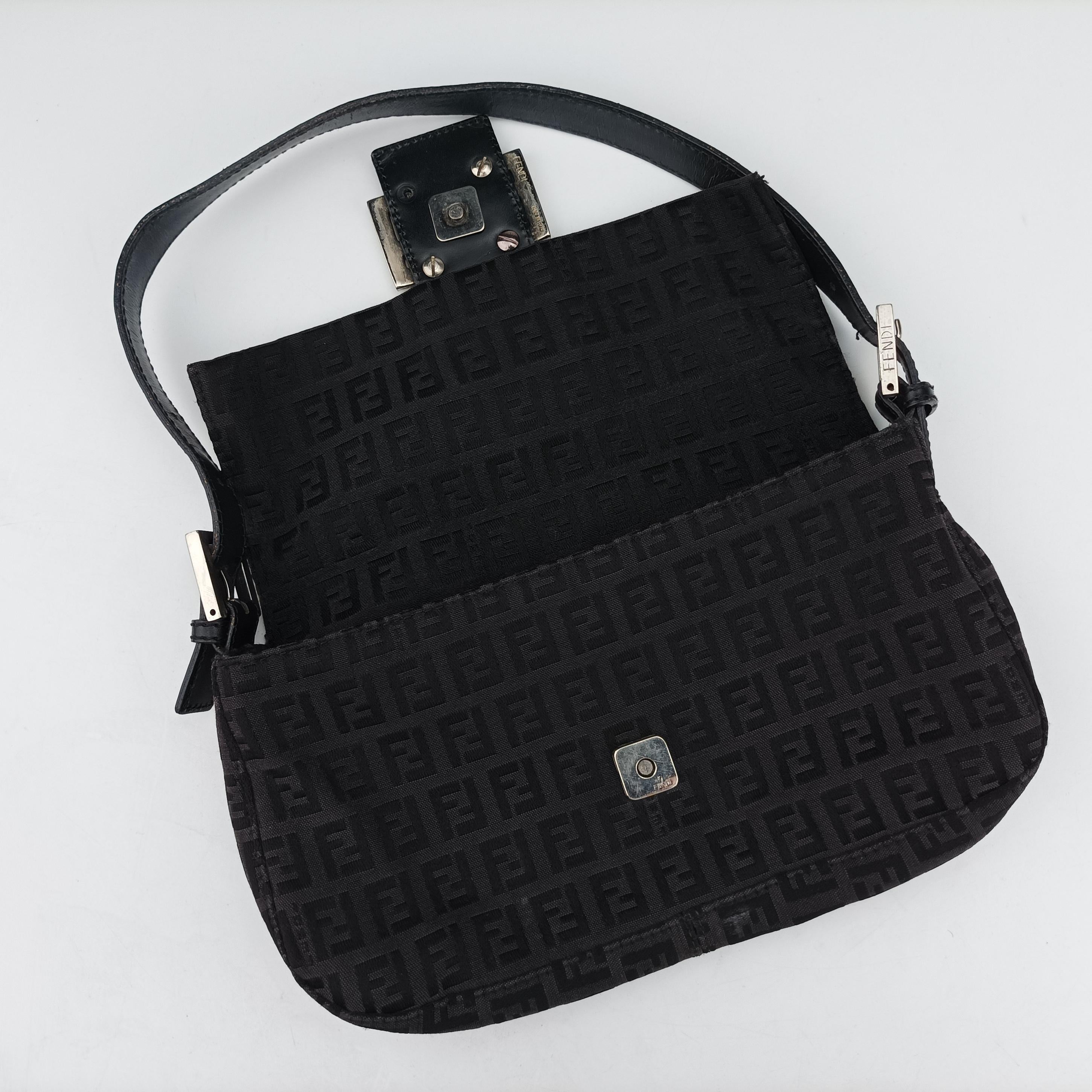 Baguette Zucchino Black canvas 8BR000 2288 8BR000 029マンマバケット ブラック キャンバス 8BR000 2288 8BR000 029